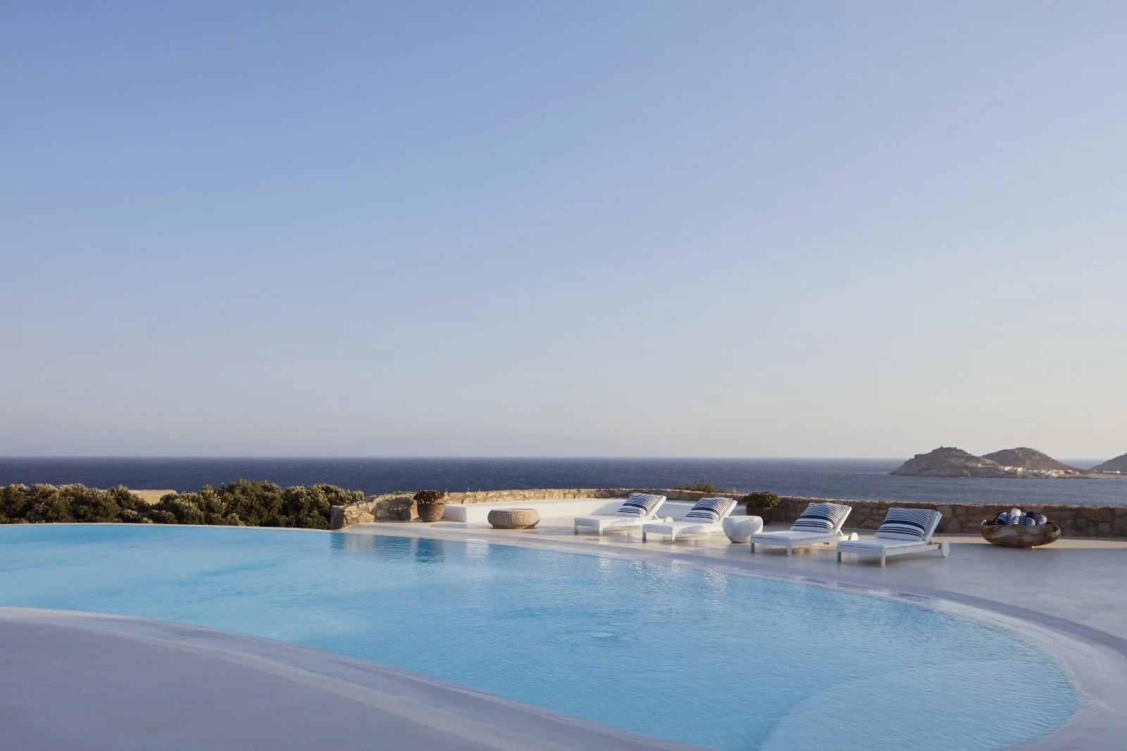 Agave pool 1.jpg