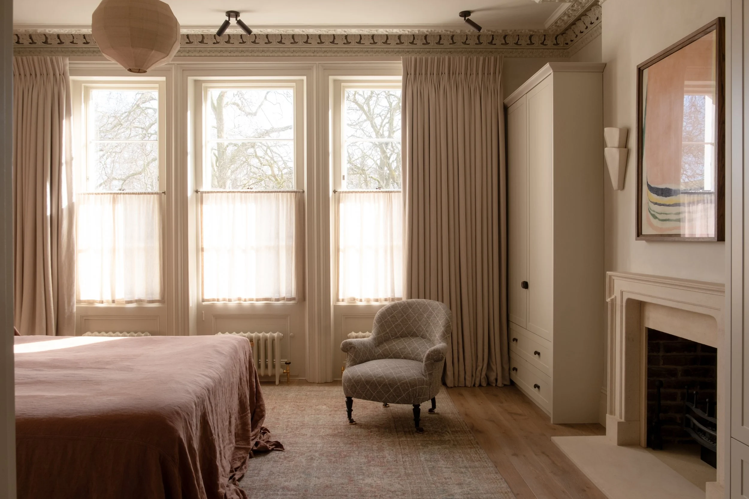 London Townhouse Rentals: Why Georgian Properties Command Premium Rates