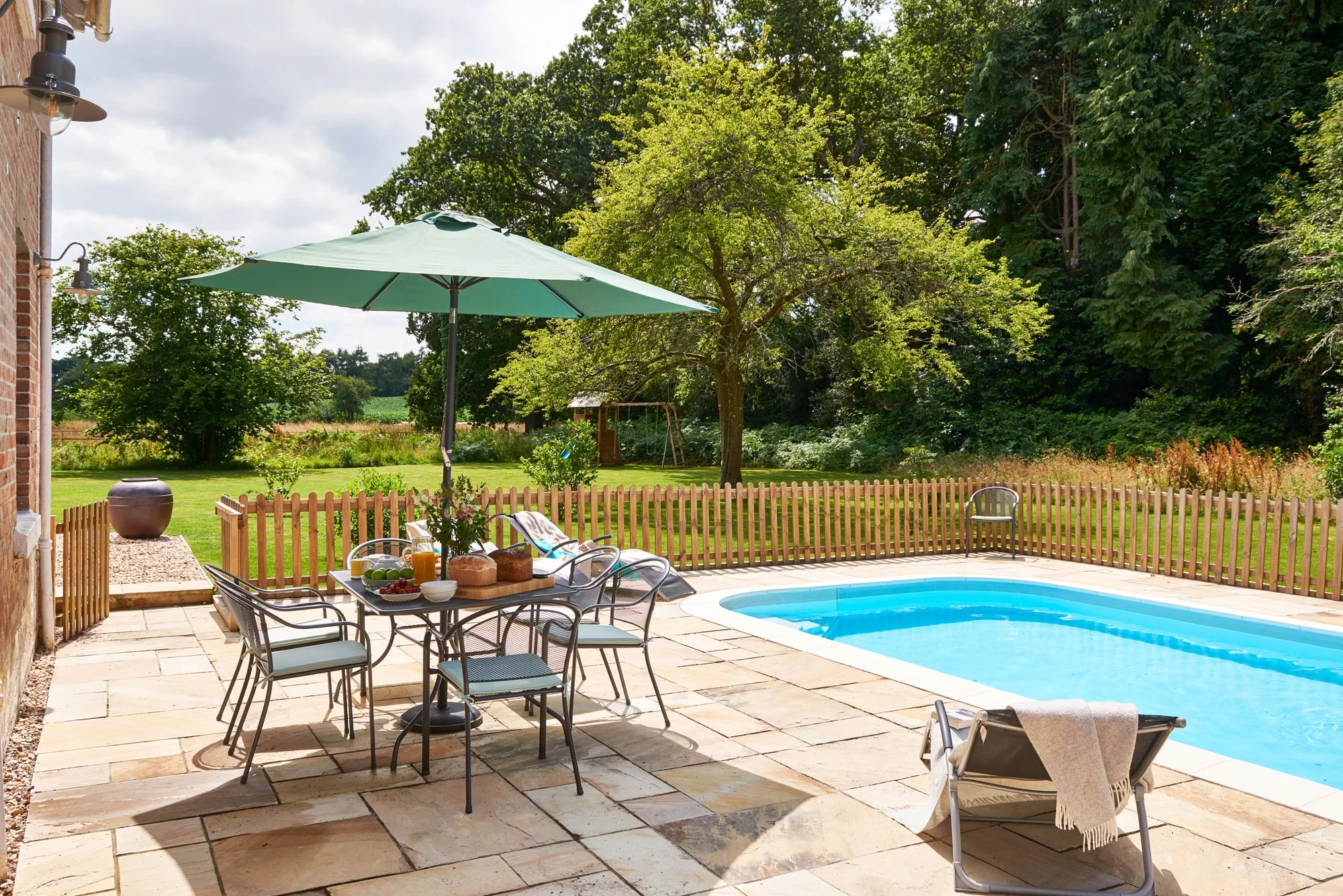 Holmegate-Pool (1).jpg