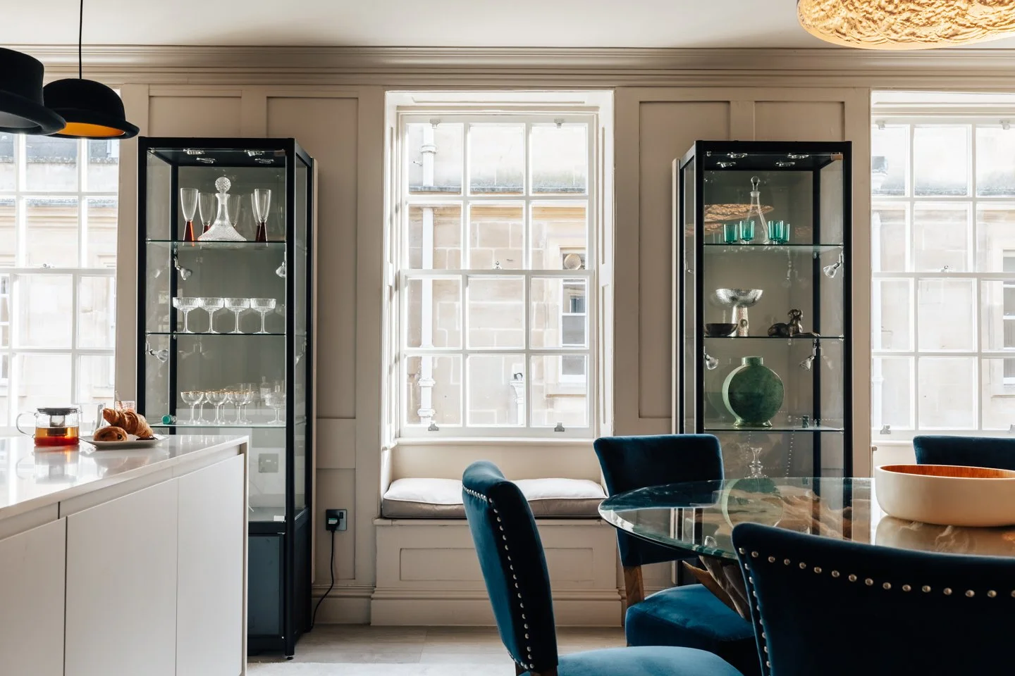 Top Design Trends for Holiday Homes That Attract More Bookings ...