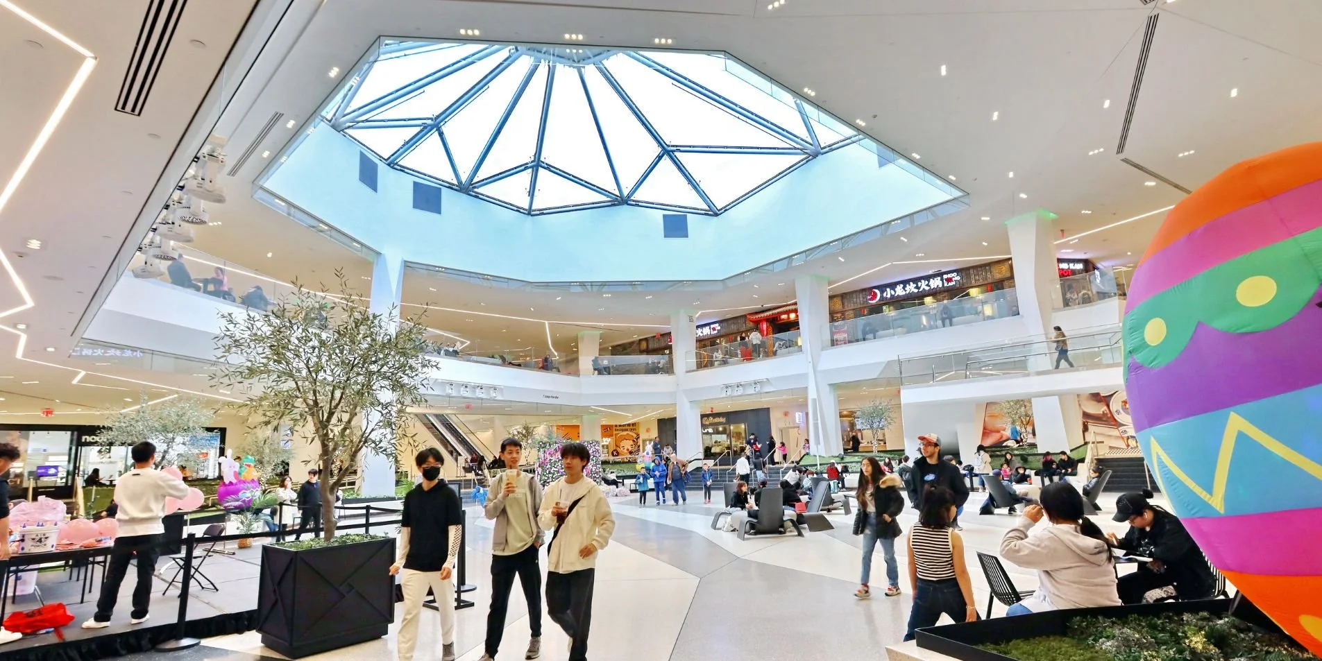 Tangram Mall shopping and entertainment in Flushing Queens