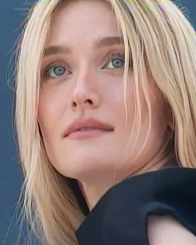 Net-A-Porter: Sarah Pidgeon