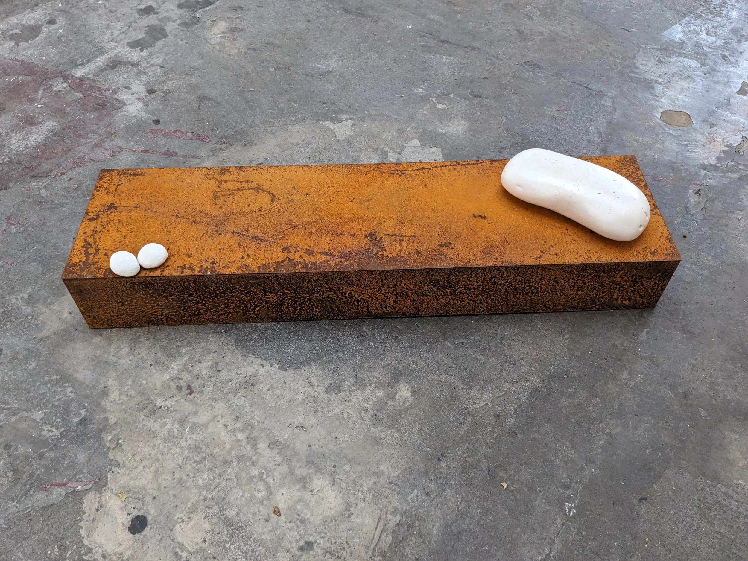 25 x 125 x 34cm