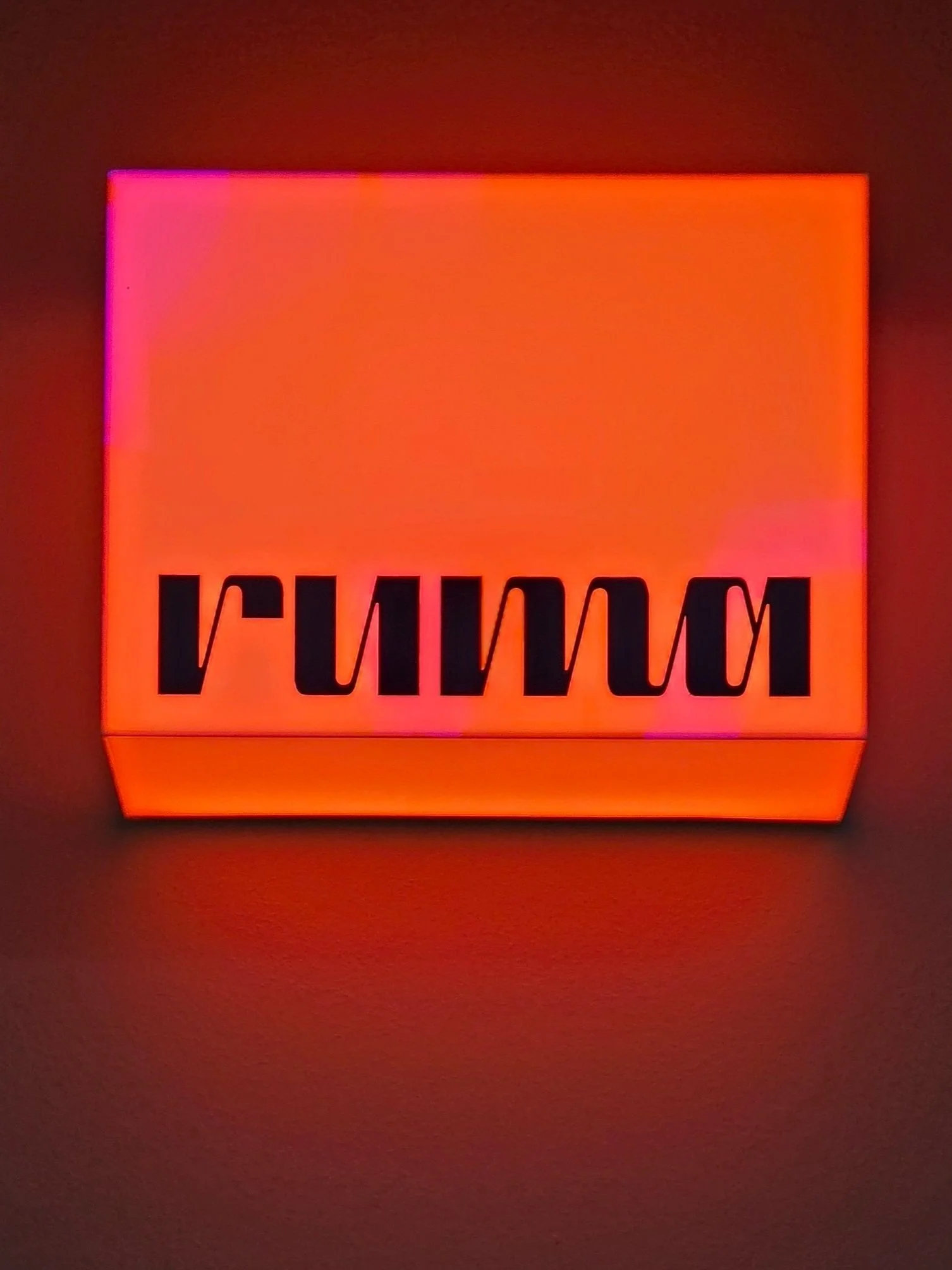 Ruma Dining is an all-day café and restaurant shaped by a thoughtful blend of Asian and Australian influence, brought to life through an earthy, organic design language. The interior is grounded, tactile and warm, celebrating craft, texture and mater