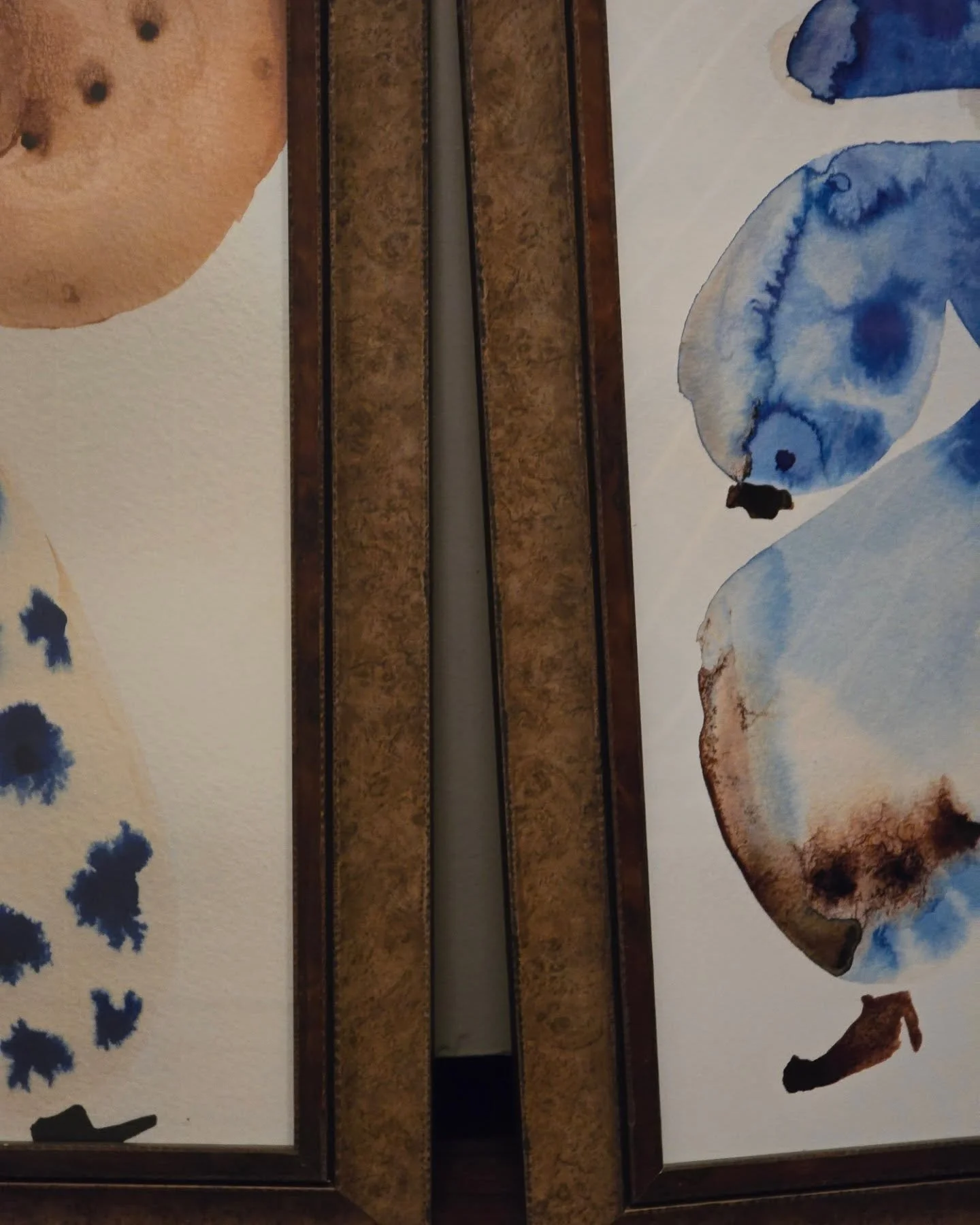 YEEHAW COMBINATION - Boots, Burl and Blue

#ITSBYFRED 
#interiorstyling
#artcuration 
#Britishdesigner 
#watercolourart