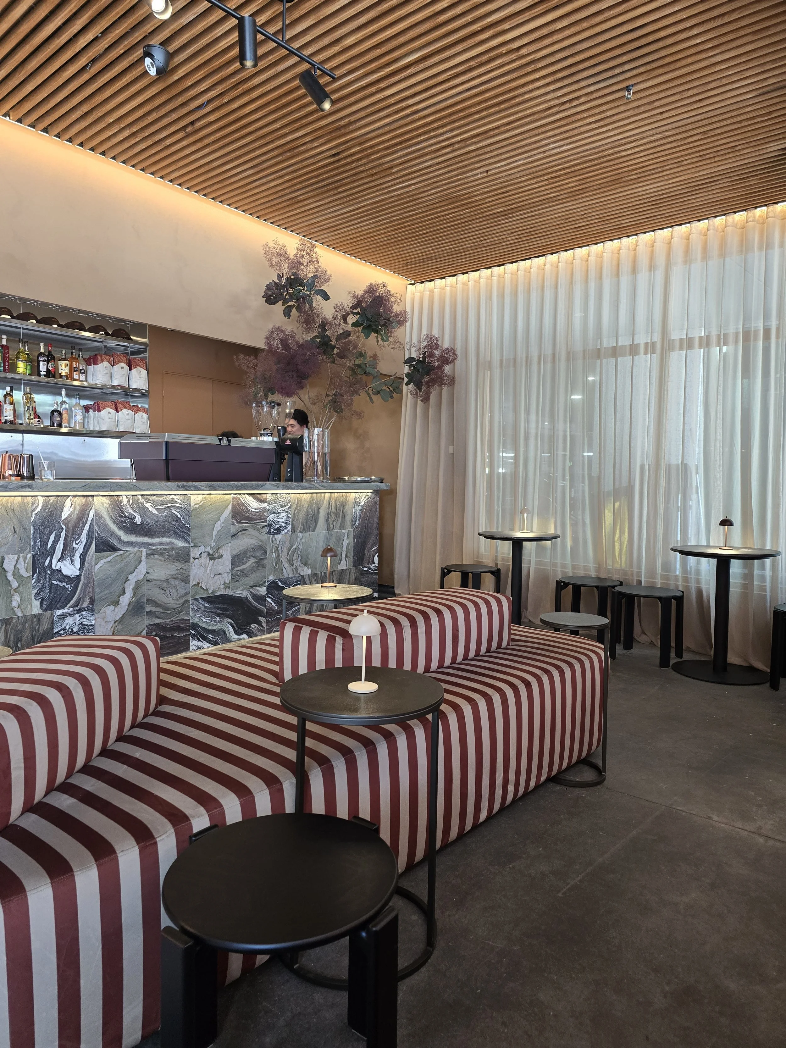 Ruma Dining is an all-day café and restaurant shaped by a thoughtful blend of Asian and Australian influence, brought to life through an earthy, organic design language. The interior is grounded, tactile and warm, celebrating craft, texture and mater