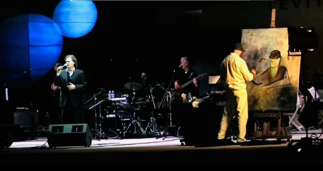 Rolando Live Performance.jpg