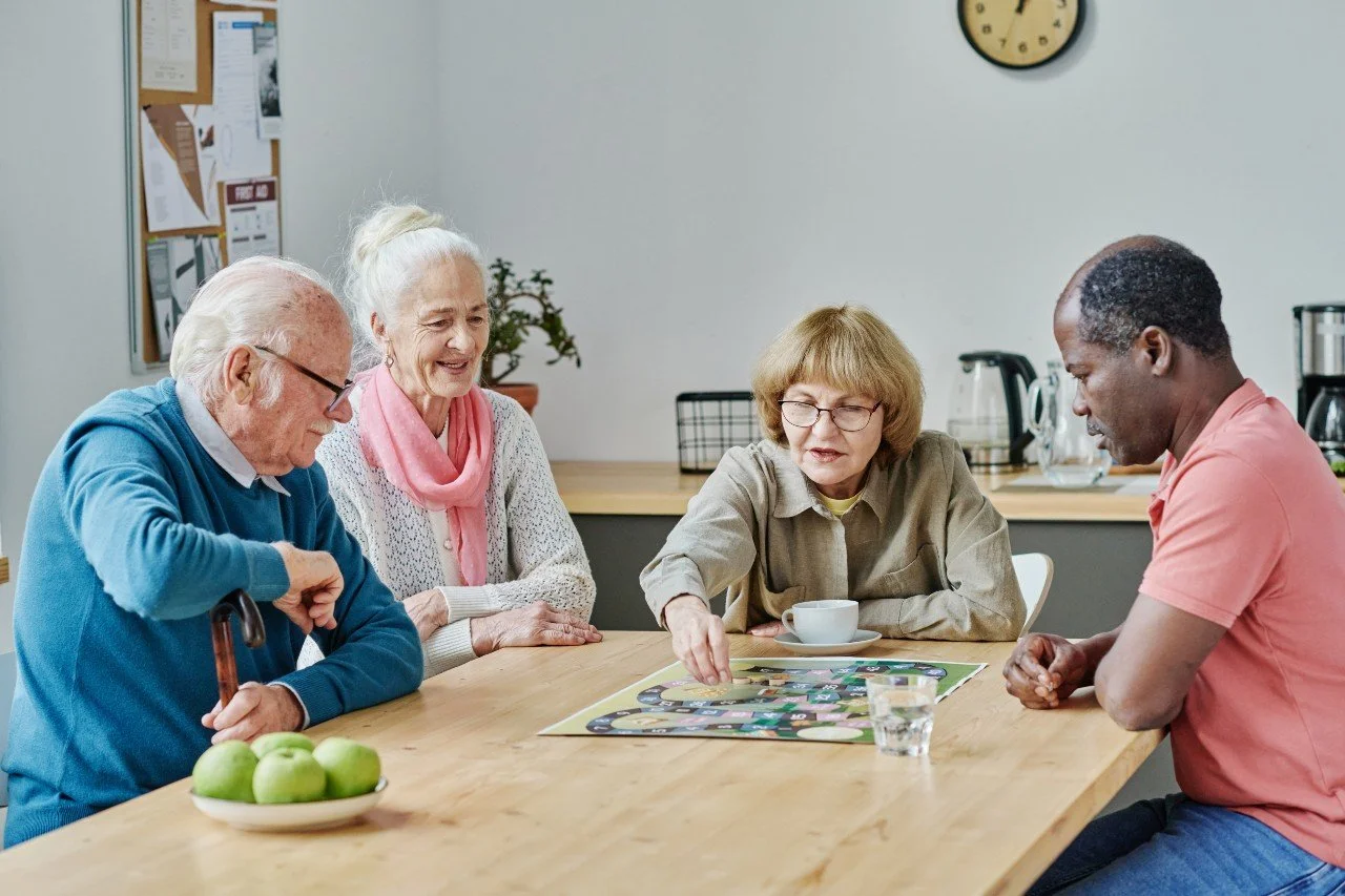What Is Life Like in Memory Care and Assisted Living Communities?