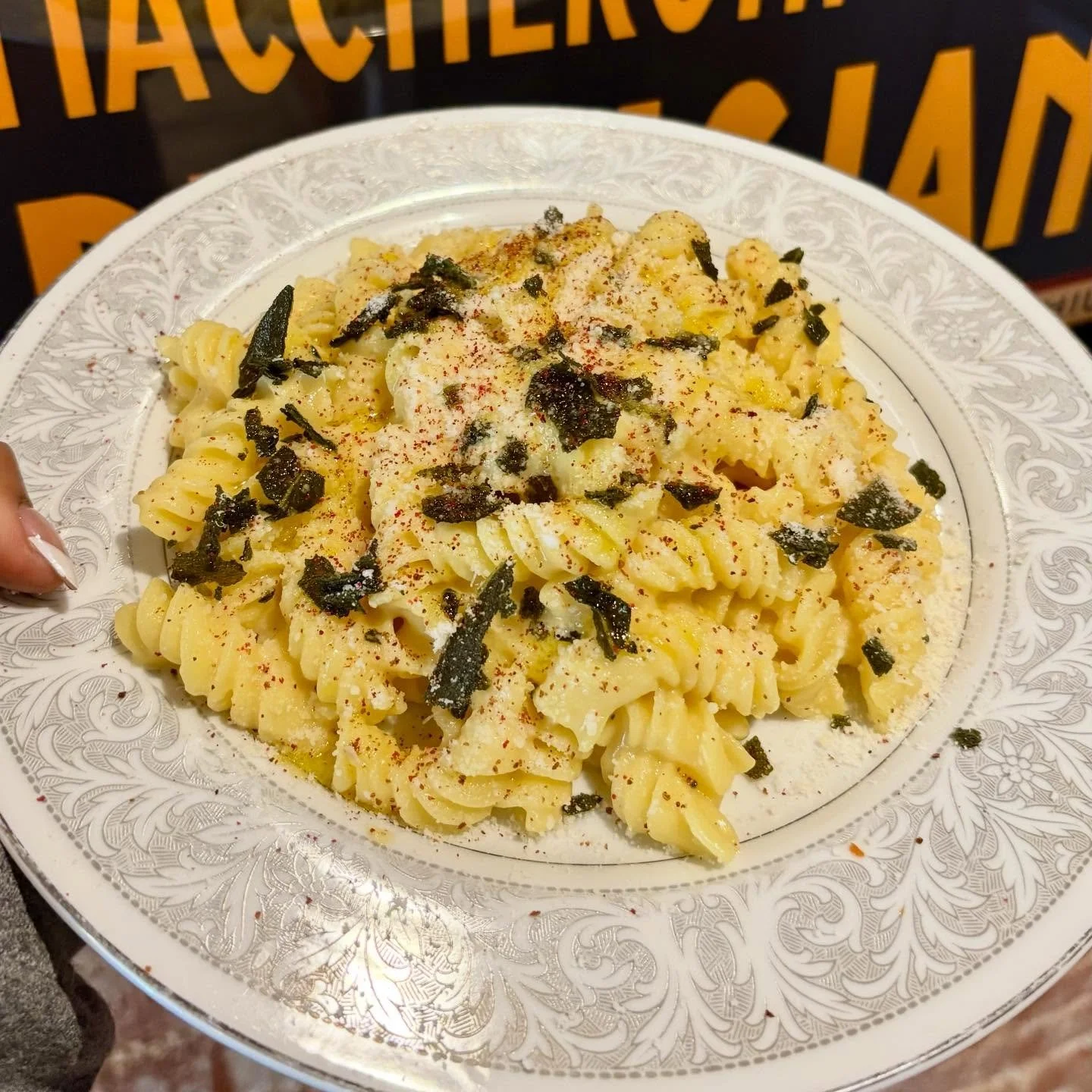 Fusilli con Crema di Sedano Rapa. Organic Celery Root, Onion, Garlic, Saffron, Pink Pepper, Grana Padano! 😍