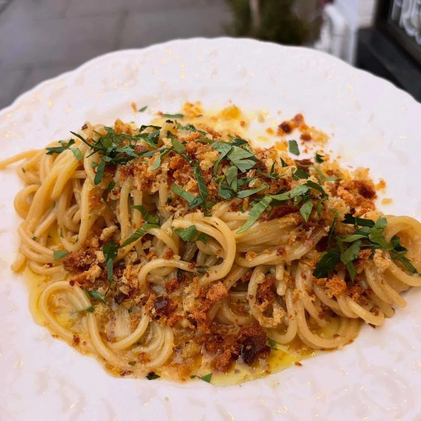 Spaghetti Burro e Alici. Sicilian Anchovy, Butter, Lemon, Parsley, Breadcrumbs. 

#freshpasta #burroealici #siciliananchovy