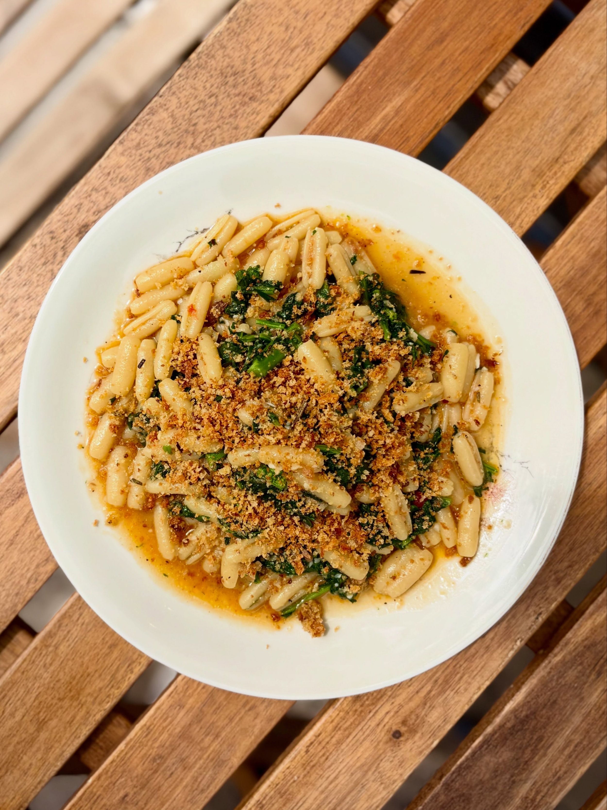 Cavatelli con Cime Di Rapa!

A traditional pasta dish from Puglia. The richest Sicilian anchovies + our bright, garlicky broccoli rabe, topped off with savory breadcrumbs&hellip; with a dash of a heat to bring it all together. 

We&rsquo;re open all 
