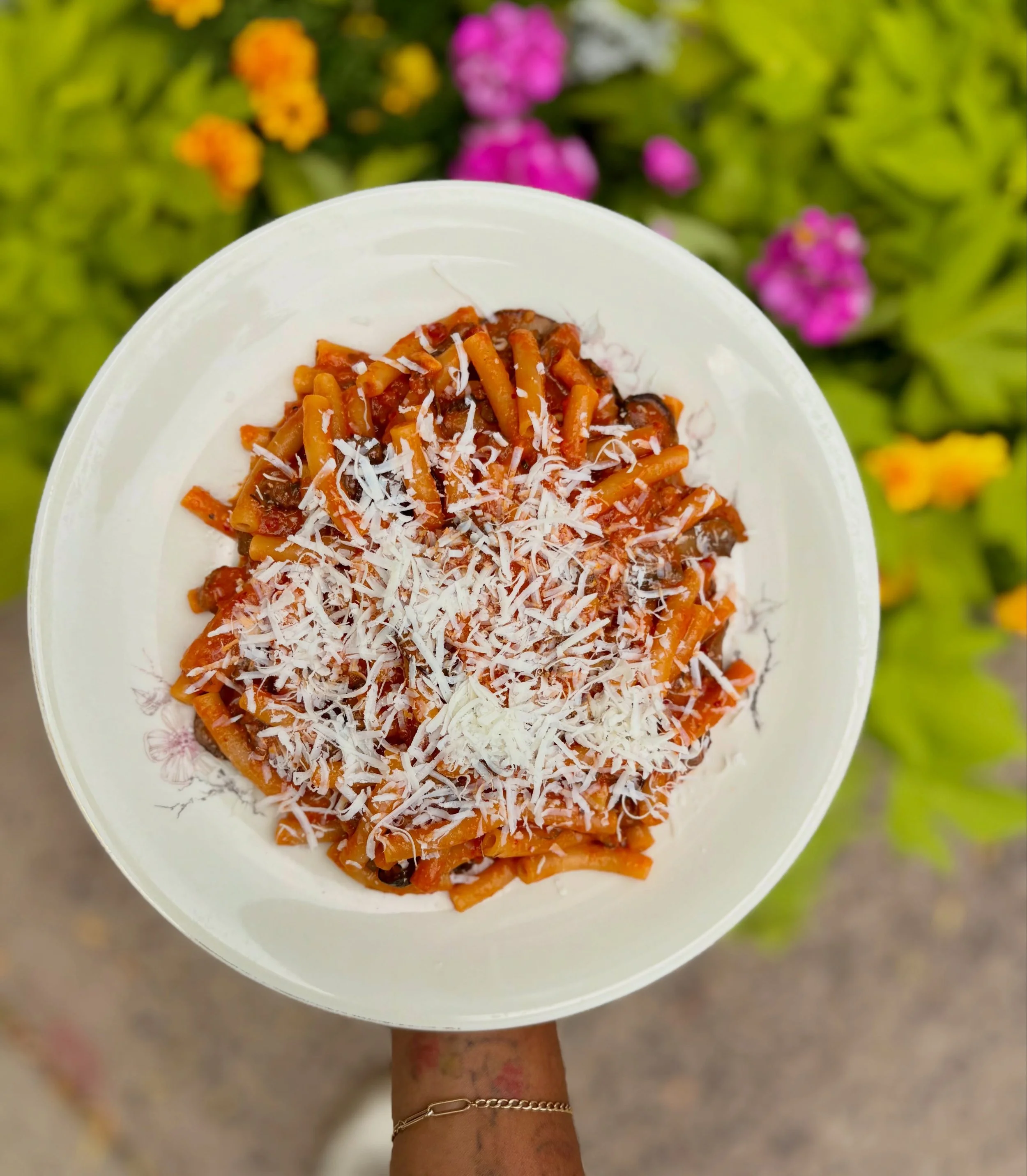 The fiery and spicy N&rsquo;duja originated in the Calabrian regions of Italy, and continues to steal our hearts and fill our bellies to this day. ❤️🐷🍄&zwj;🟫

Maccheroni con N&rsquo;duja e Funghi. Spicy Calabrian pork, Italian Tomato, Cremini + Oy