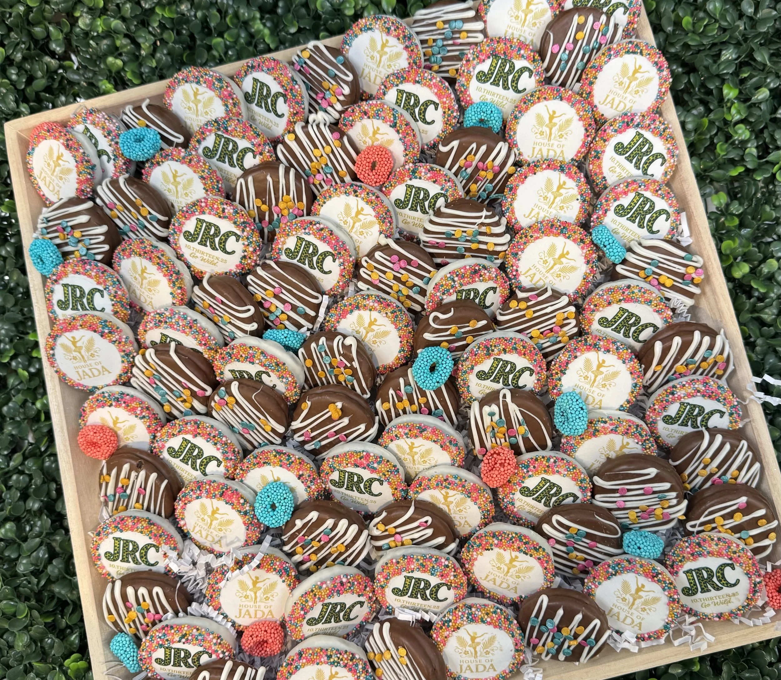 oh-happy-day-chocolate-dessert-tray-collection-22.jpeg