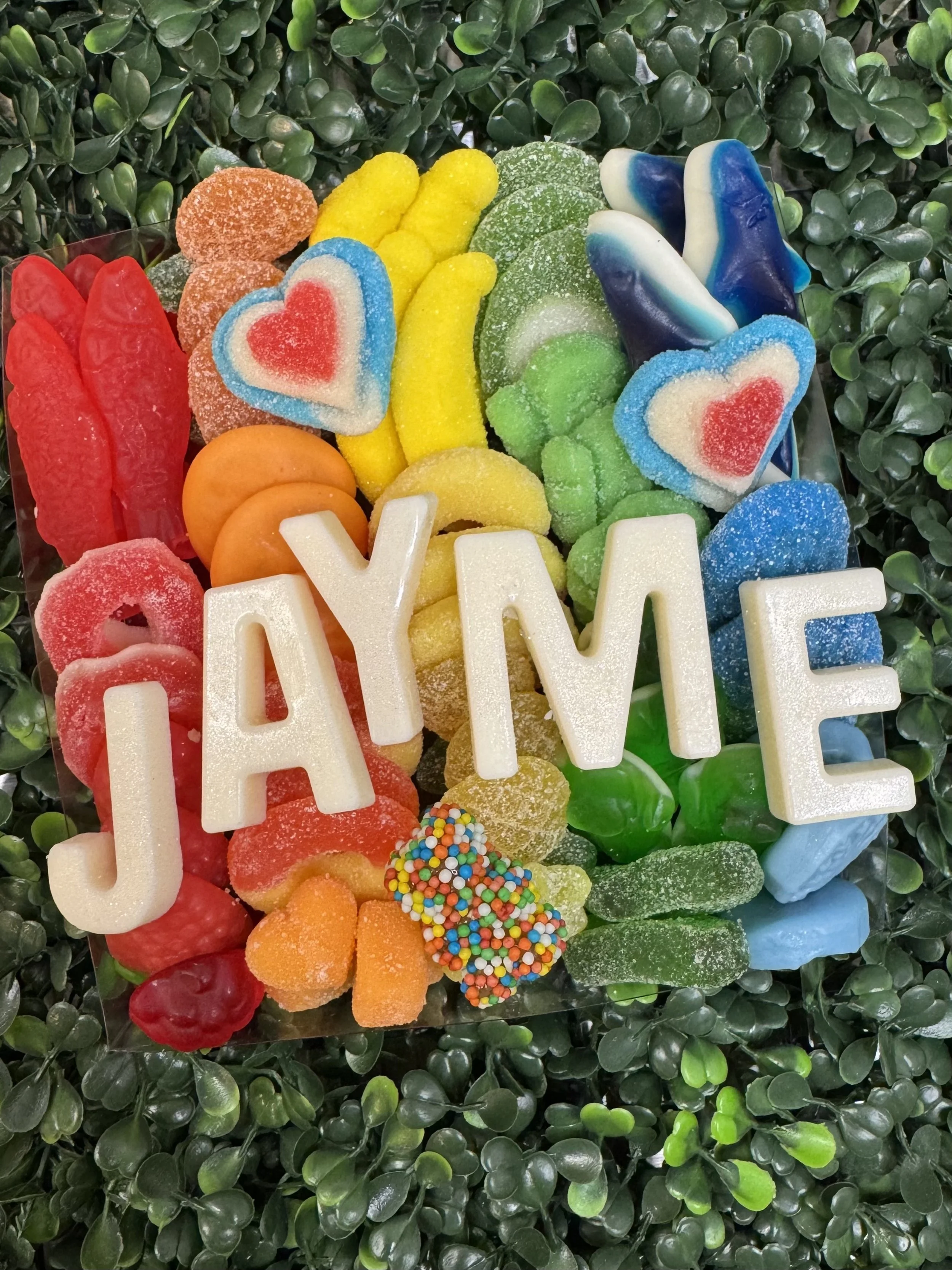 oh-happy-day-gummy-board-mini-favors-05.jpeg