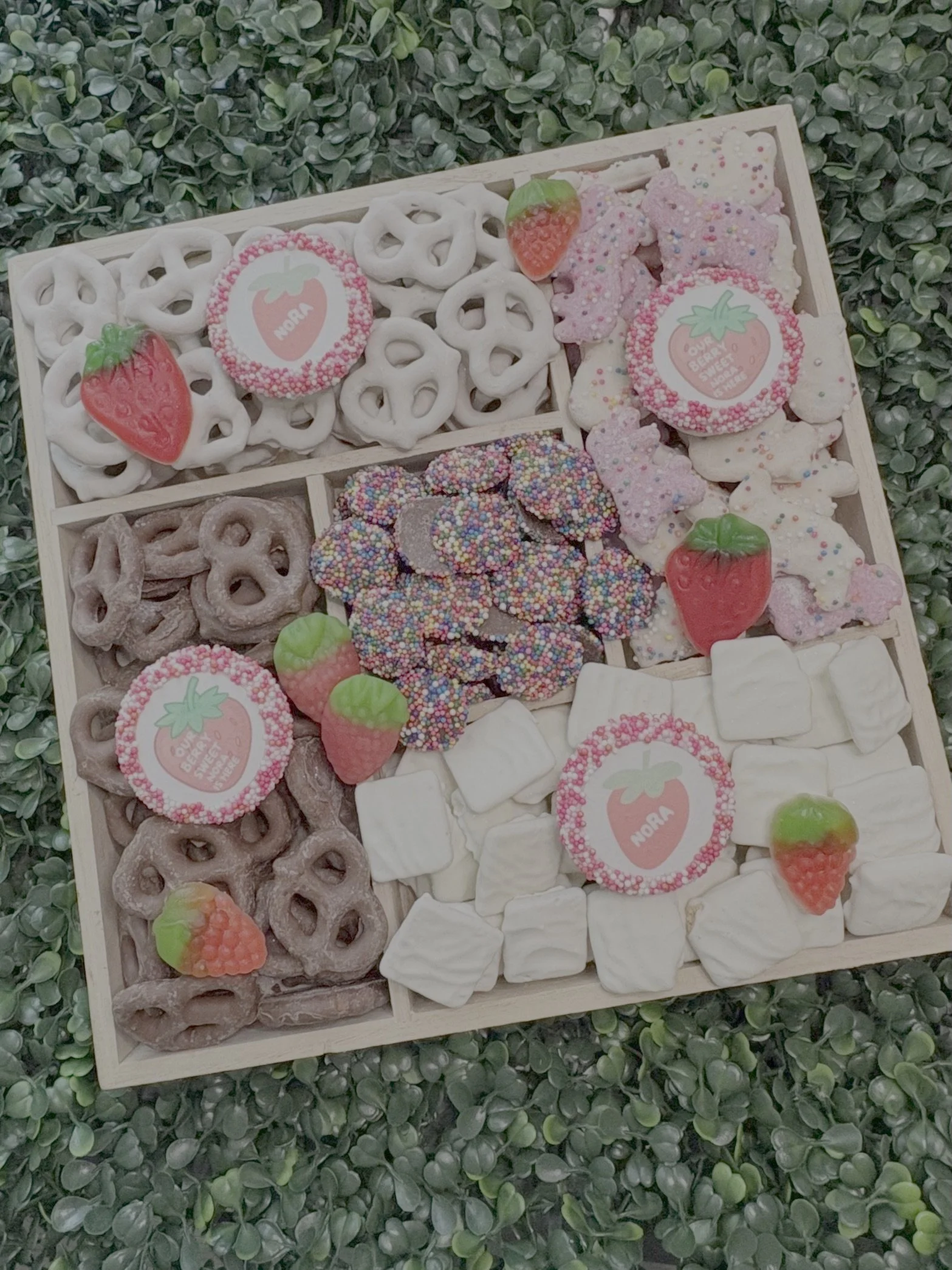 oh-happy-day-chocolate-covered-miniatures-tray-FEATURED.jpeg