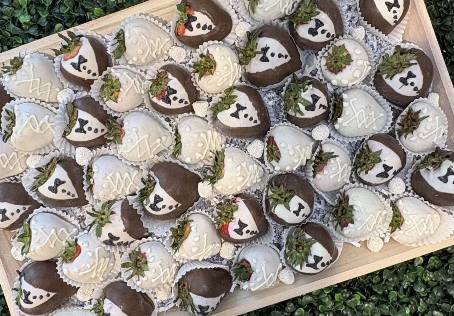 oh-happy-day-chocolate-covered-strawberries-06.jpeg