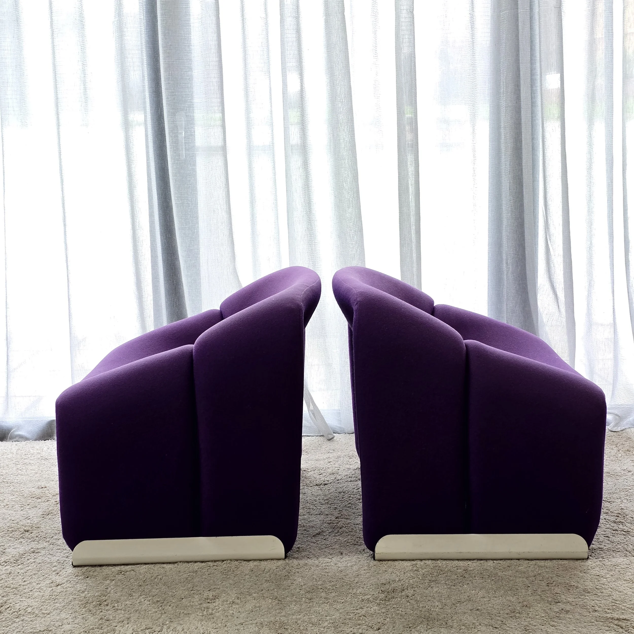 PIERRE PAULIN F598 CHAIRS (PAIR)