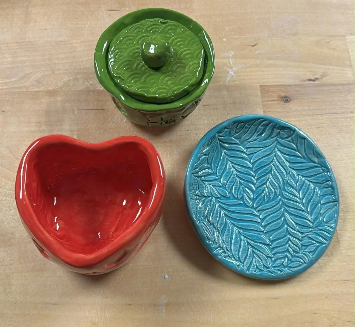 Pottery Pick up - creations from our family clay session. Next class is on Saturday at 11 am. #familyclayclass #familyactivity #pottery