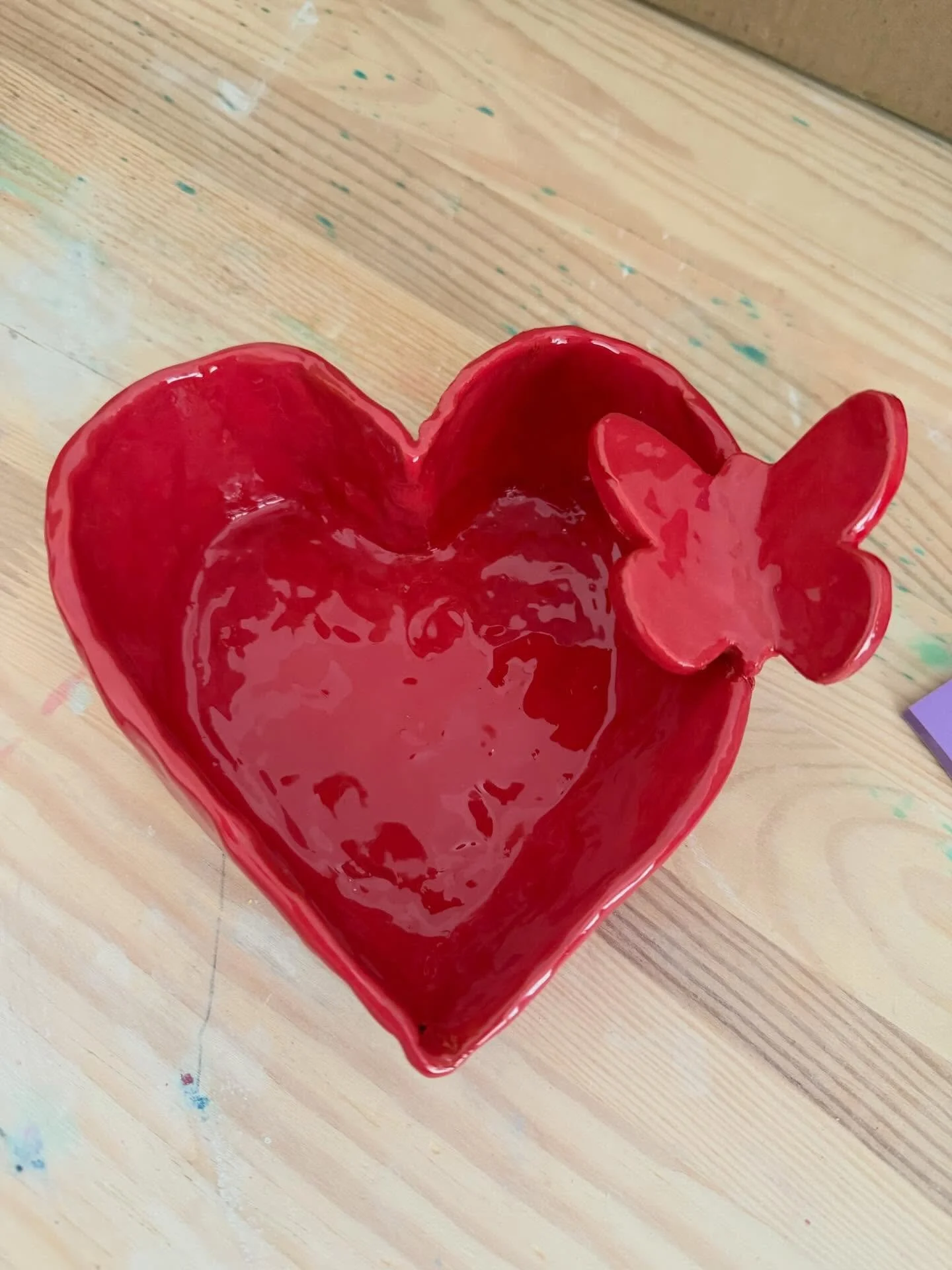 Spring is here, love is in the air. #pottery #potteryclasses #potterystudionearme