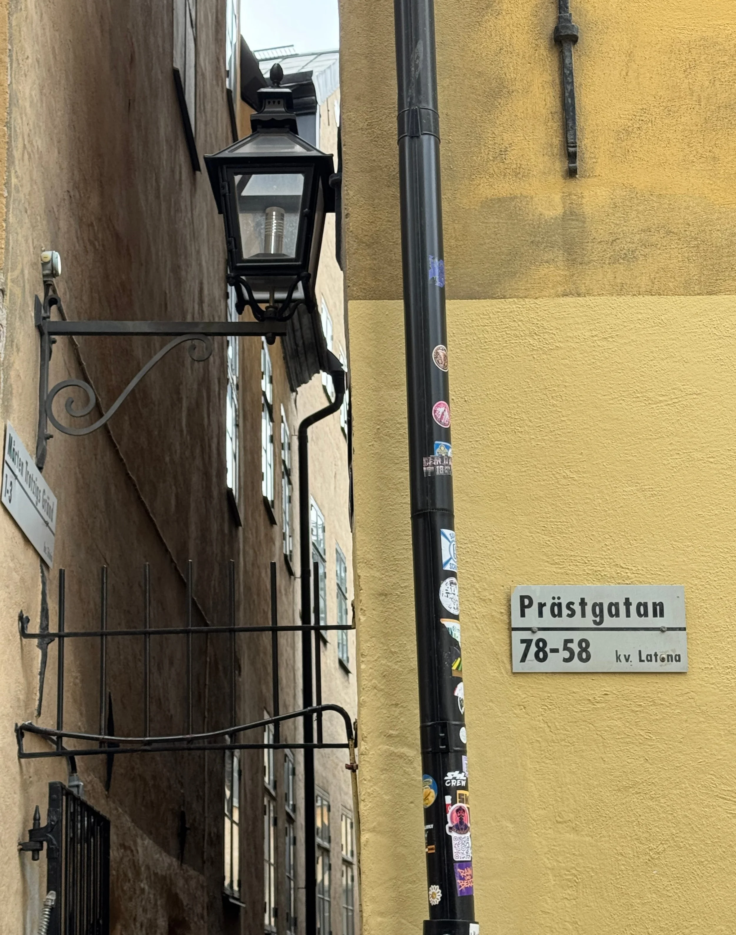 The entrance to Stockholm's narrowest street - Mårten Trotzigs Gränd.