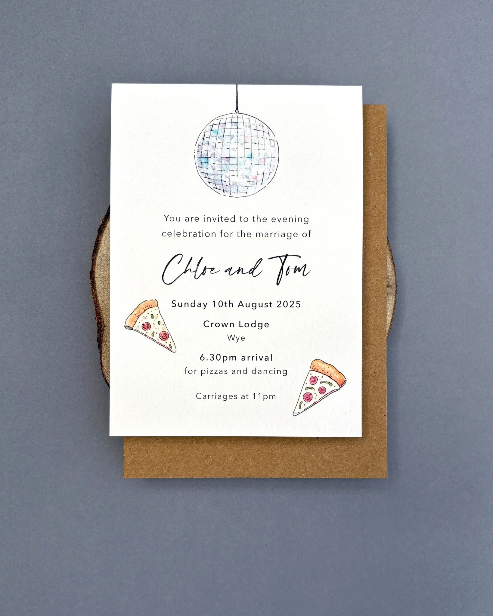 Setting the scene for the after-party 🍕🪩

Evening invitations are a great way to give guests a glimpse of what to expect from the celebrations. For Chloe and Tom&rsquo;s wedding last August, that meant two very important things: pizza and dancing.

