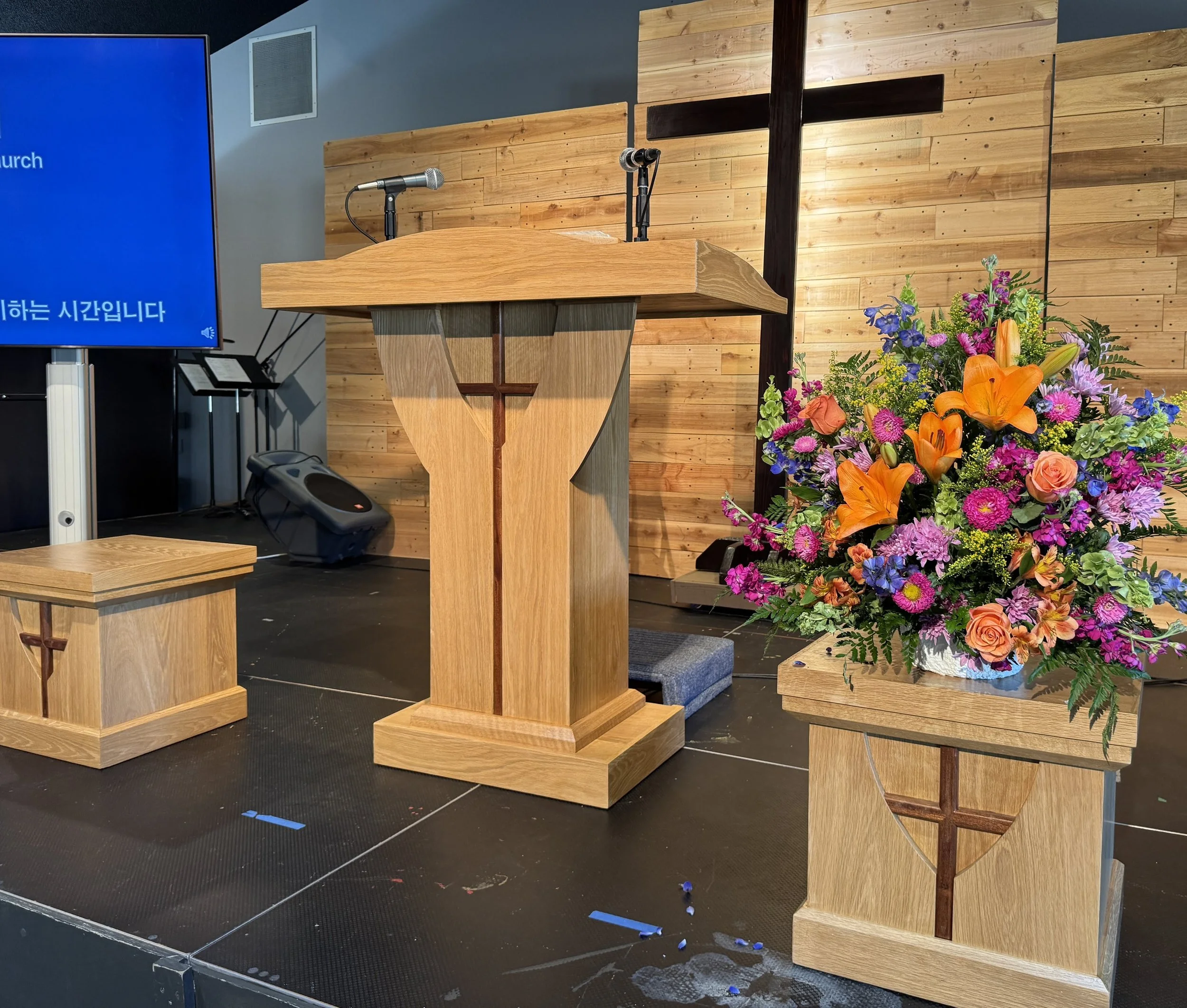 Ventura Methodist Korean Church Pulpit, 
Sapele and White Oak 