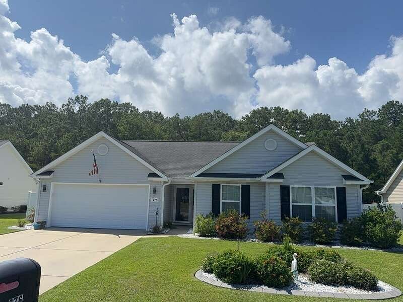 Home before roof replacement in Myrtle Beach, SC