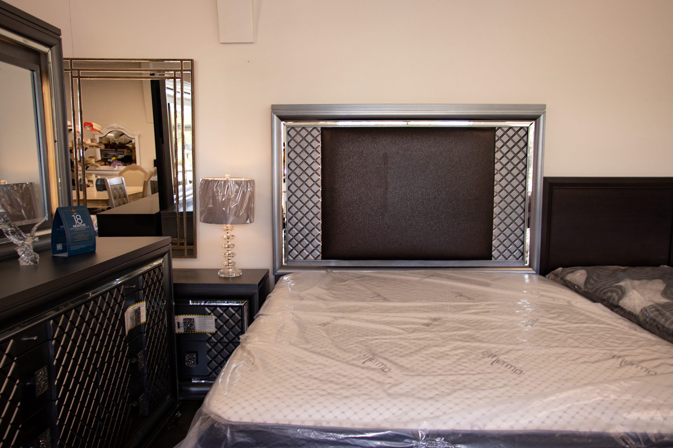 bed grey 3.png
