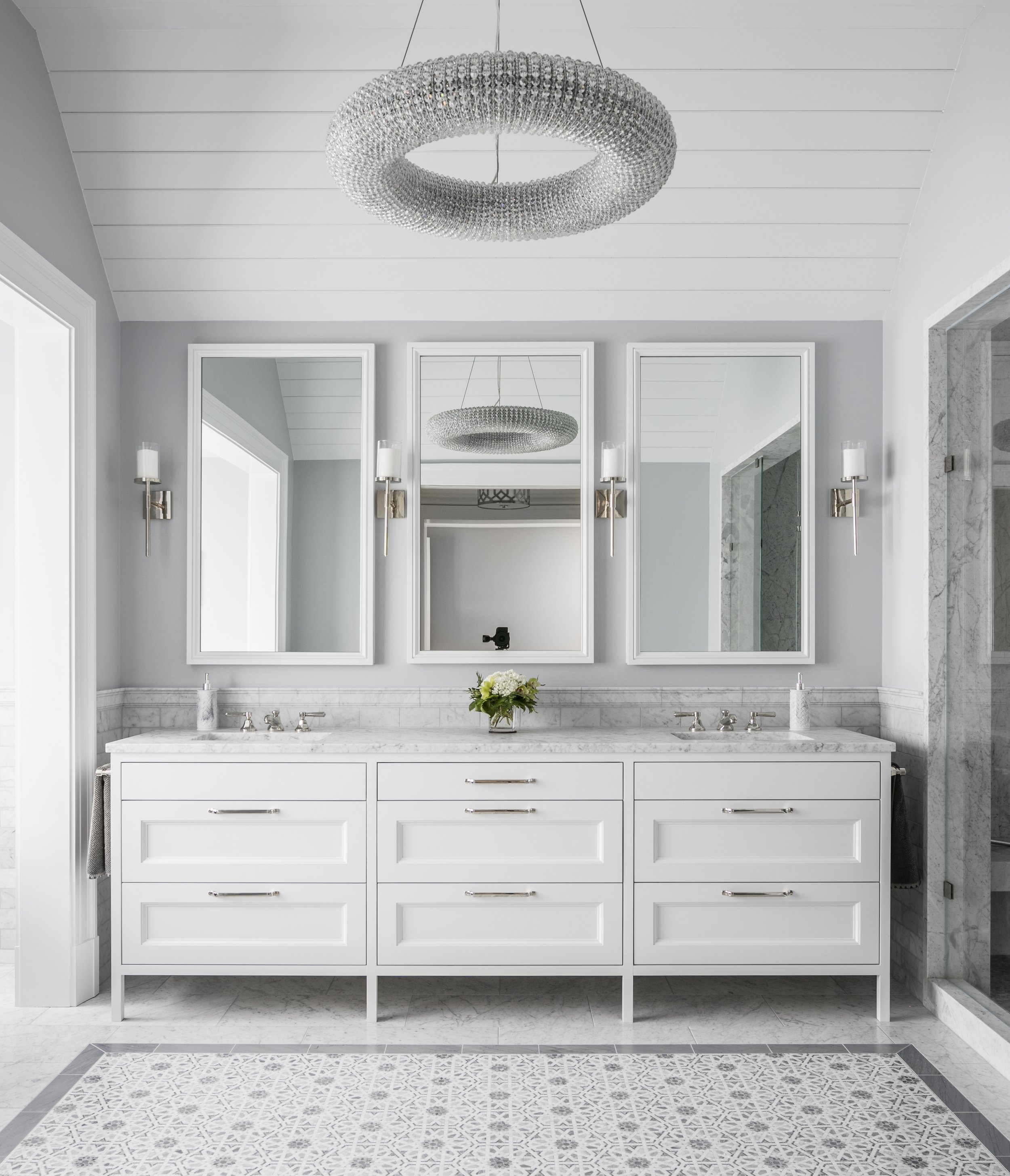 whiter and grey bathroom