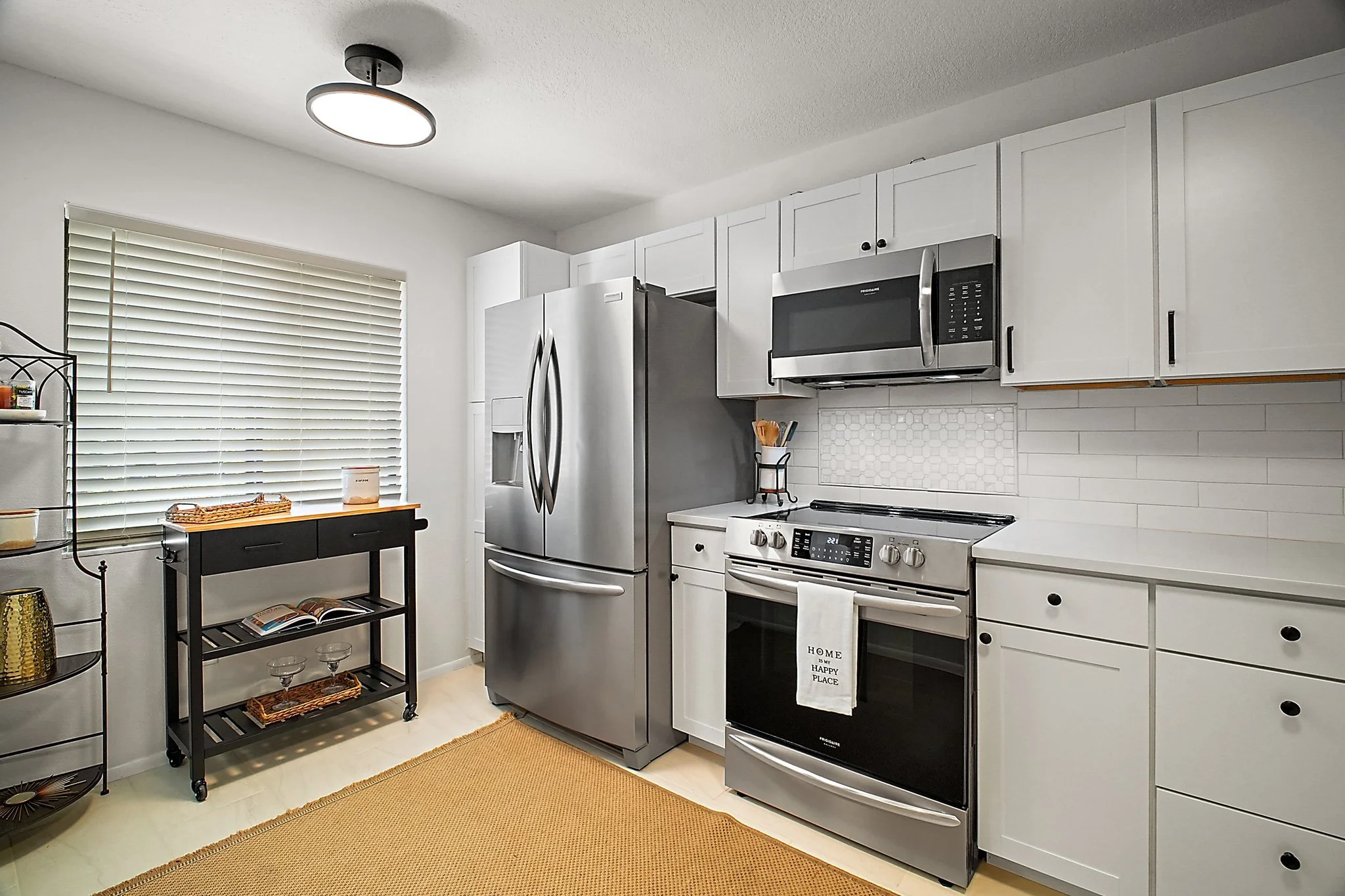 16-web-or-mls-184-sandlewood-trail-2.jpg