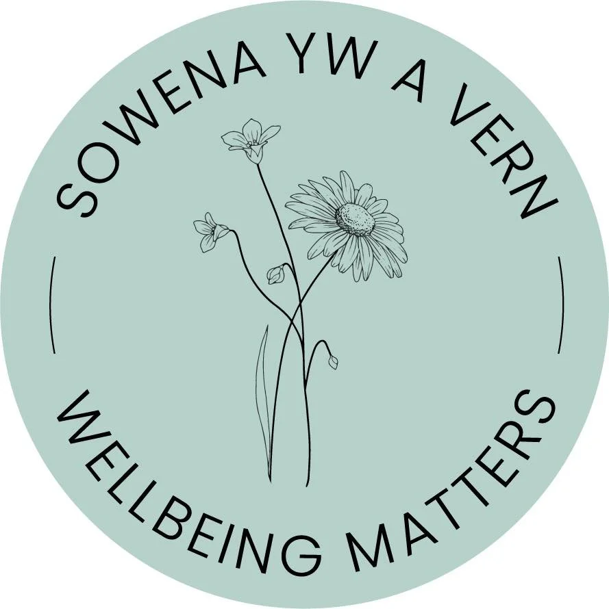 Sowena circle sign.jpg