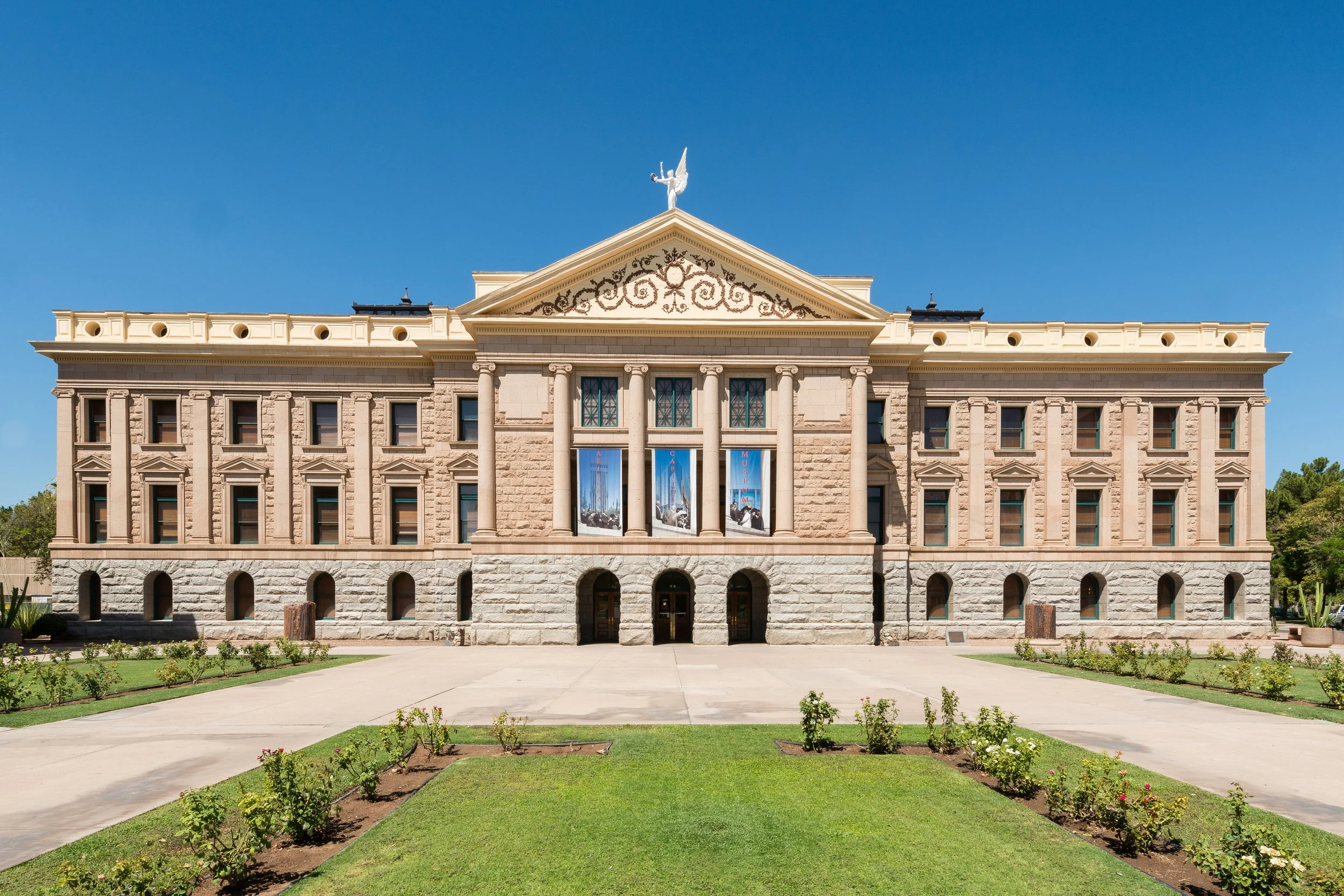 Arizona Legislature Enacts Sweeping Laws Curtailing HOA Powers