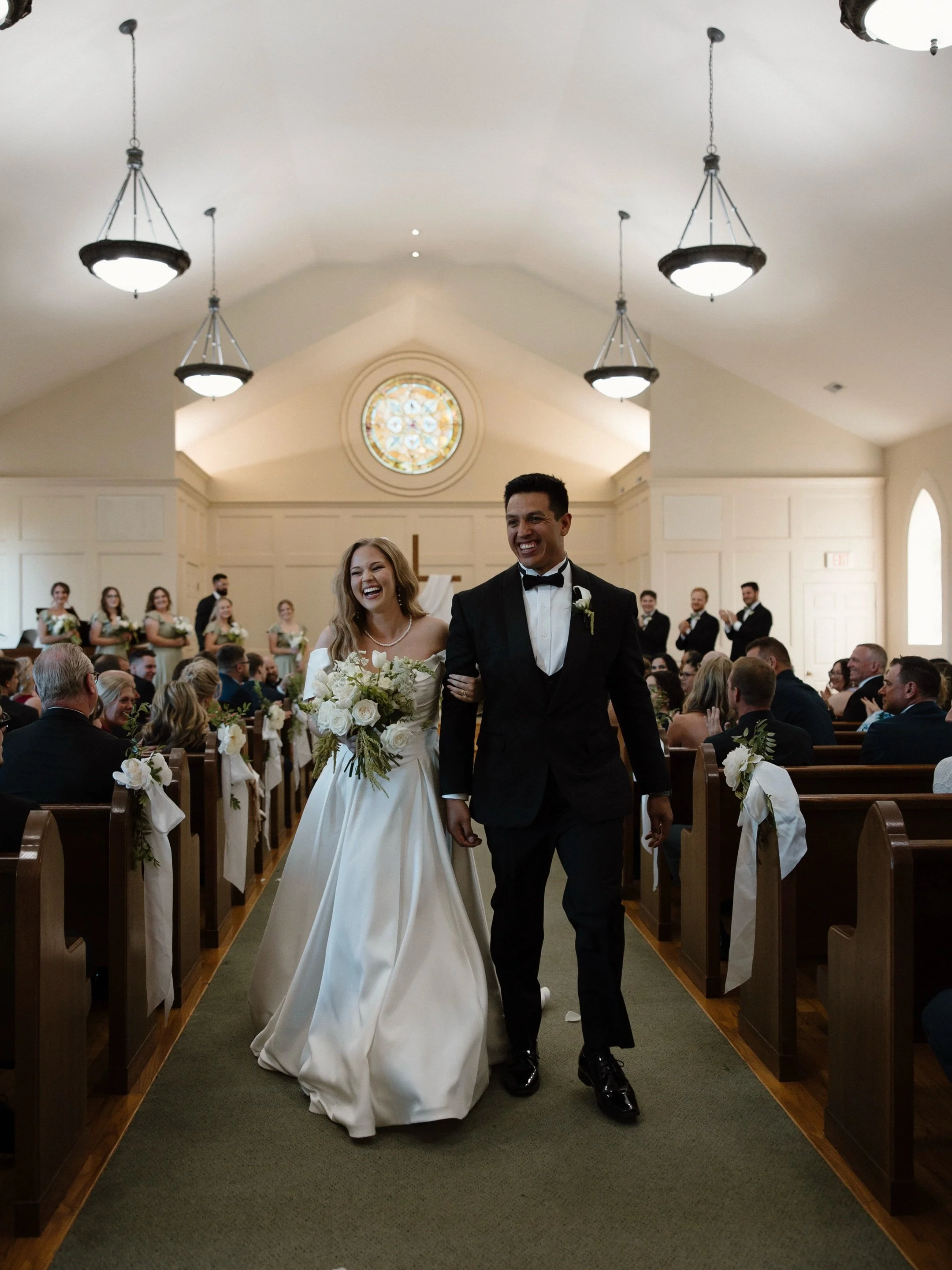 the Martinez wedding !! 

venue: @thehawthornehouse 
planning &amp; florals: @imaginemyevent 
dress: @gowngallery 
makeup: @hhaileycase 
photo: @elliekatephoto