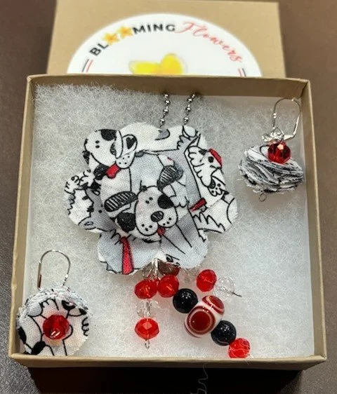 BLOOMING FLOWER CHIPS DOGGIES .jpg