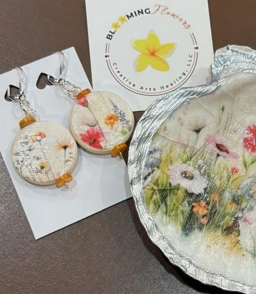 BLOOMING FLOWER CHIP EARRINGS 2-1 - 2.25.26.jpg