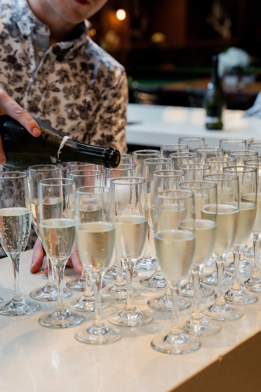 champagne-pour.jpg
