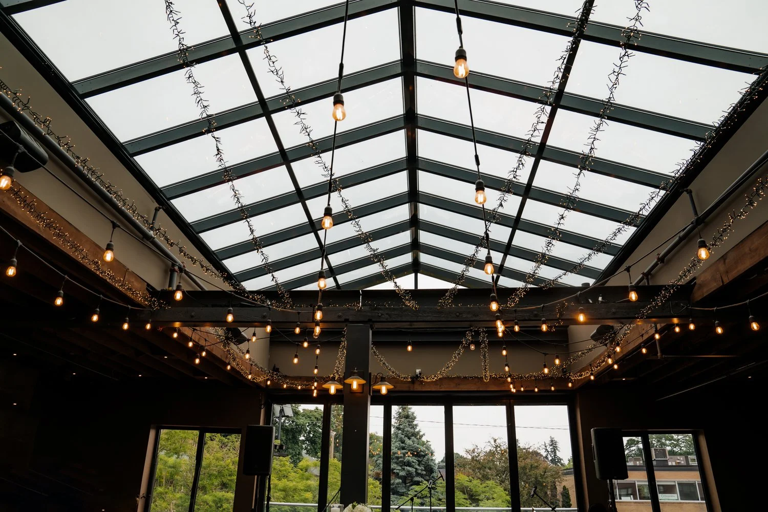 retractable-roof-patio.jpg