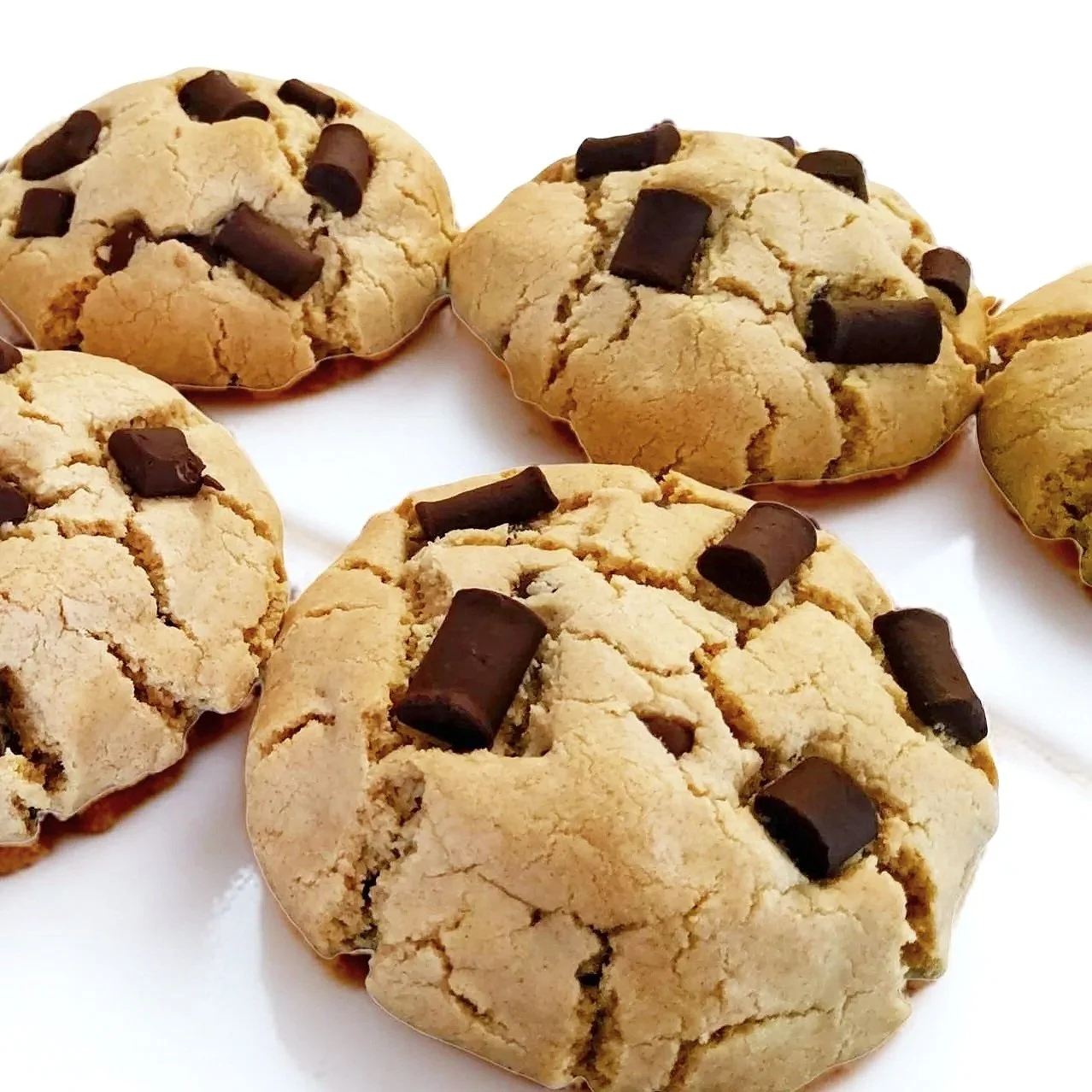 Large plant-based and gluten free chocolate chip cookies