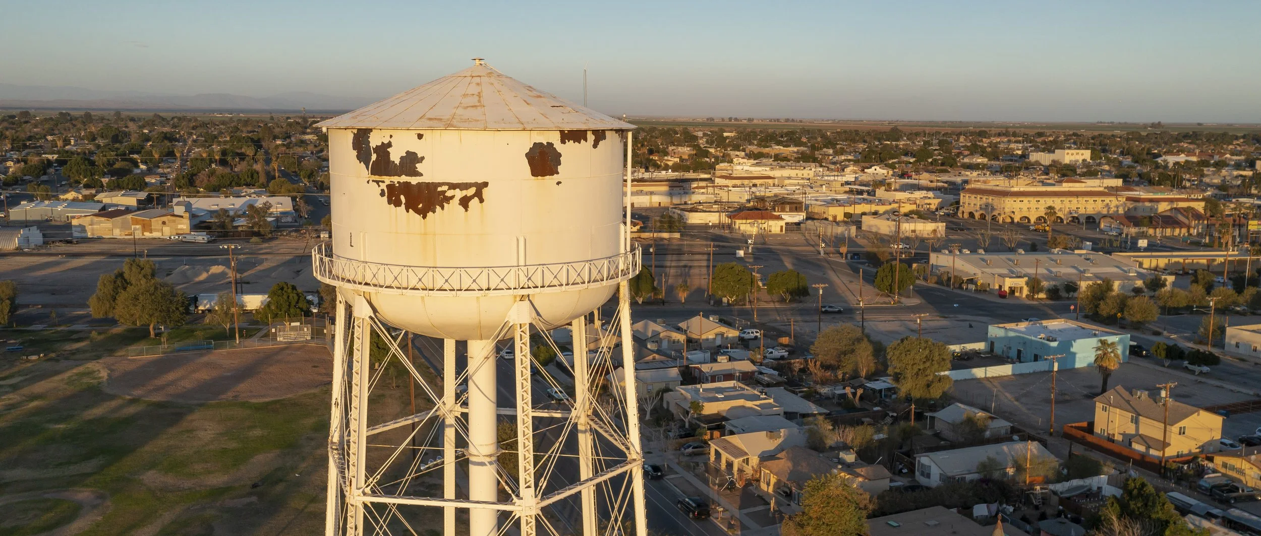 Brawley Water Tower 0600.JPG