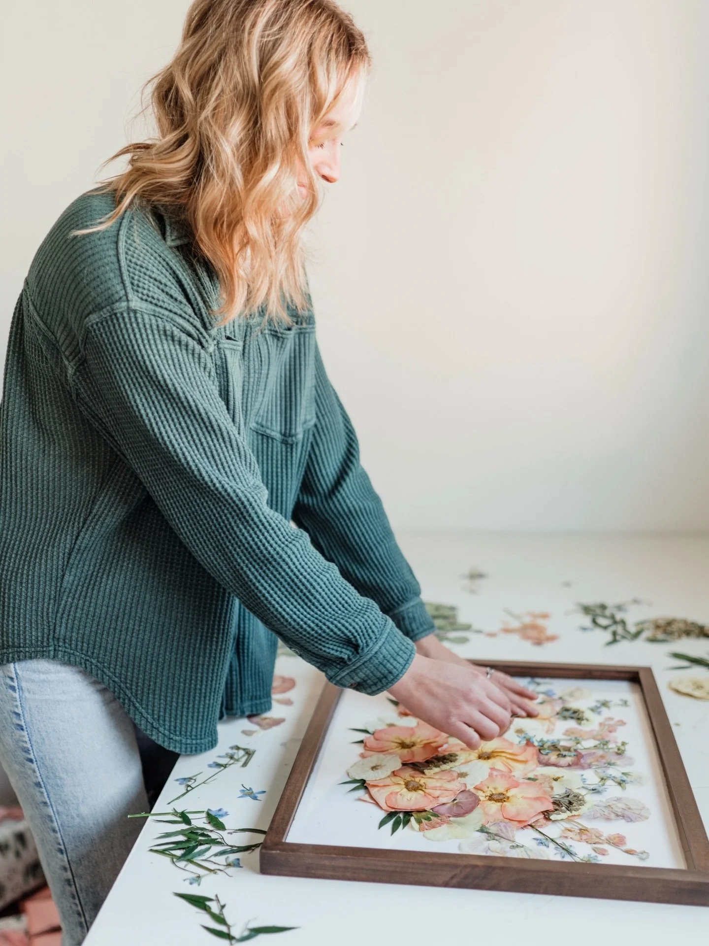 Happy New Year&rsquo;s Eve!✨

WP accomplished so much in 2025! We launched our new website, introduced our Letter &amp; Cascading frame designs, rolled out new phone cases and shipping insurance, and hit 10K followers on Instagram!!

We can&rsquo;t w