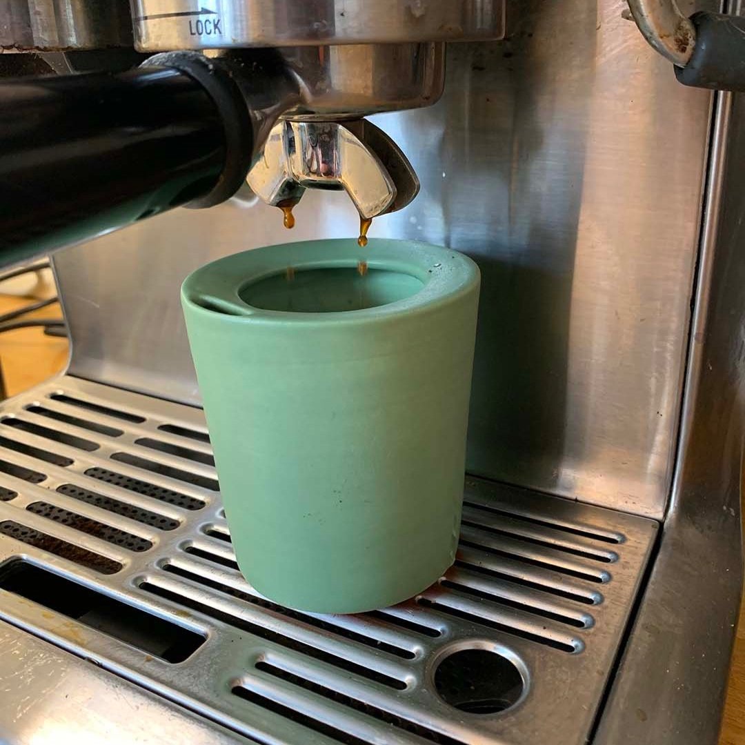 takeawy+cup+grn+lrg+coffee+machine+sml.jpg