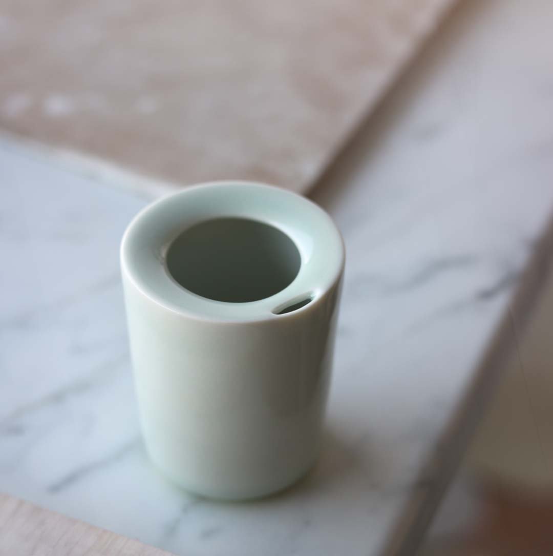 takeaway+cup+celedon+2.jpg