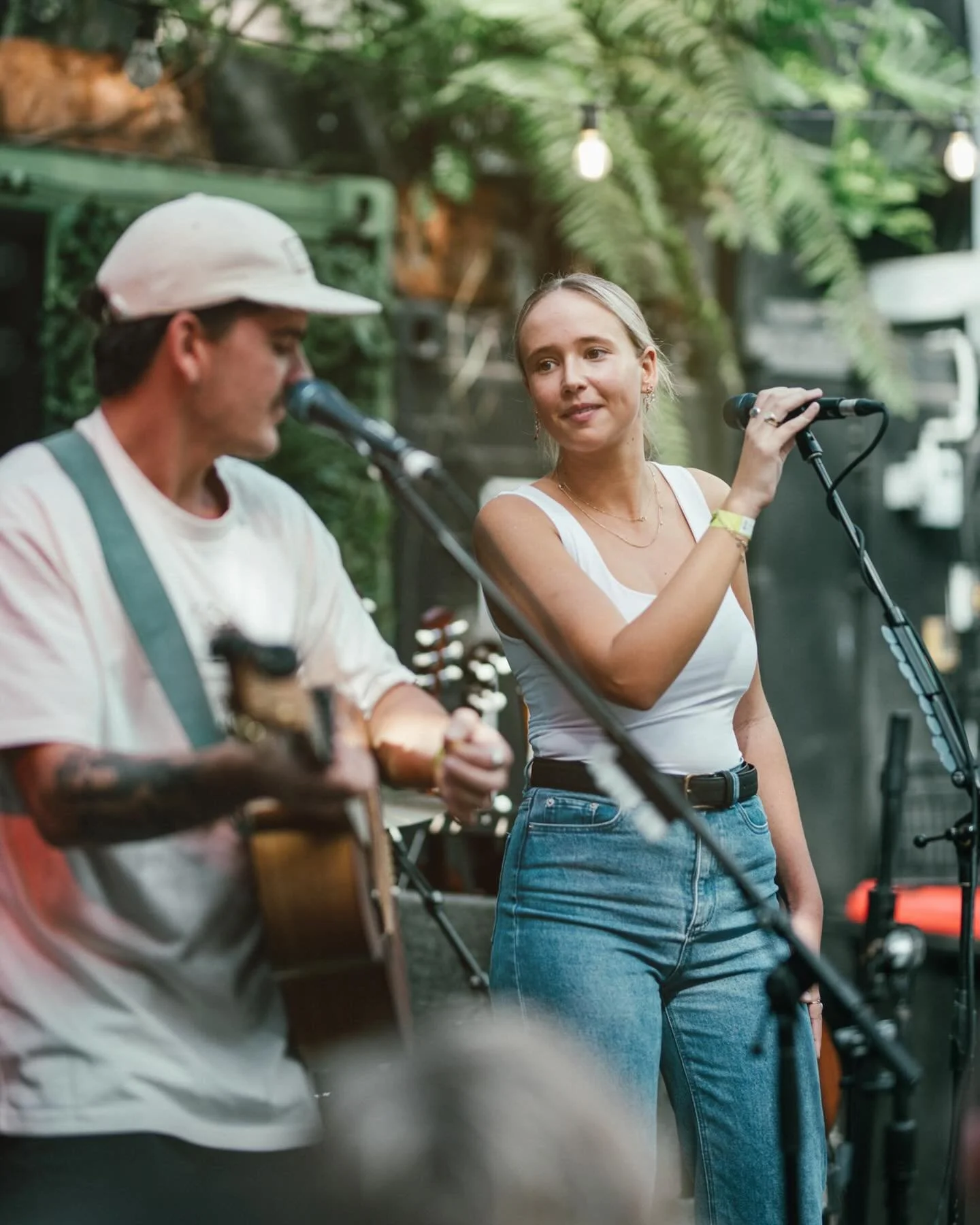 Stoked to be supporting our friend @thisnewlightmusic in SYDNEY on the 15th of August!💃🏼🎶
At @theoxfordartfactory 

Ticket links are in our bios NOW!🎫 
See you all there!

@_jamesgriffin 📸📸