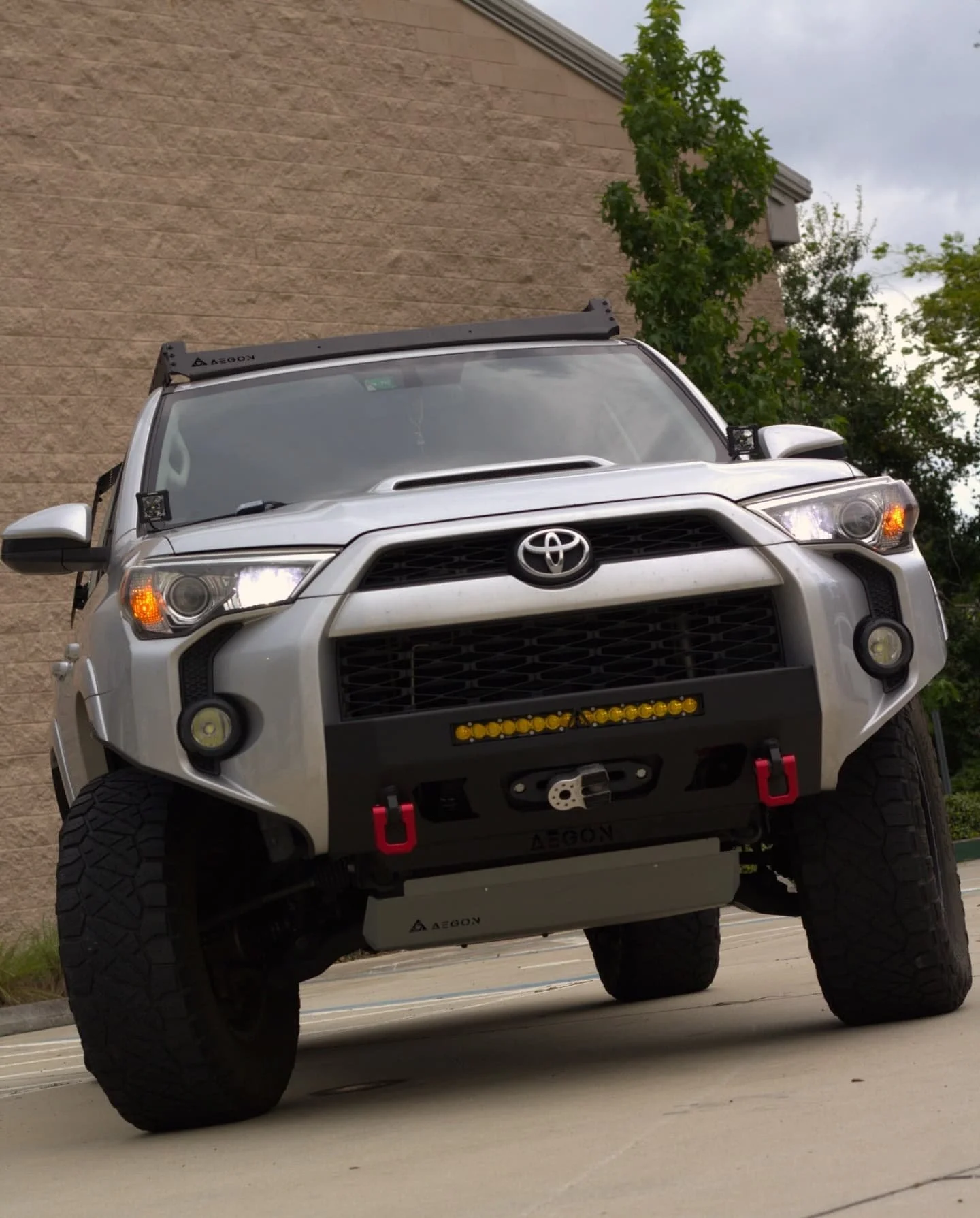 Built to Lead. Built to Conquer. 🇺🇸

A closer look at our 5th Gen 4Runner front bumper&mdash;crafted from 3/16&quot;  steel, this beast is ready for whatever the trail throws your way.

🔥 Seamless 20&rdquo; Baja Designs light bar integration 
⚙️ W