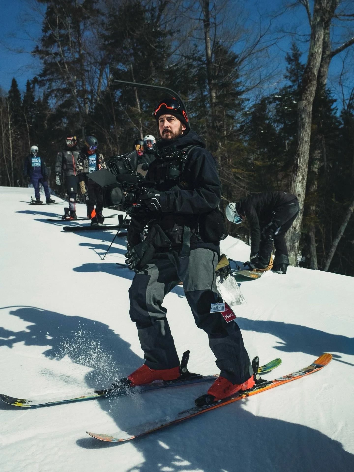 Crazy week-end doing what I love the most a.k.a being reckless with a camera 🎥⚡️

With the best team @guruenergie 🧃