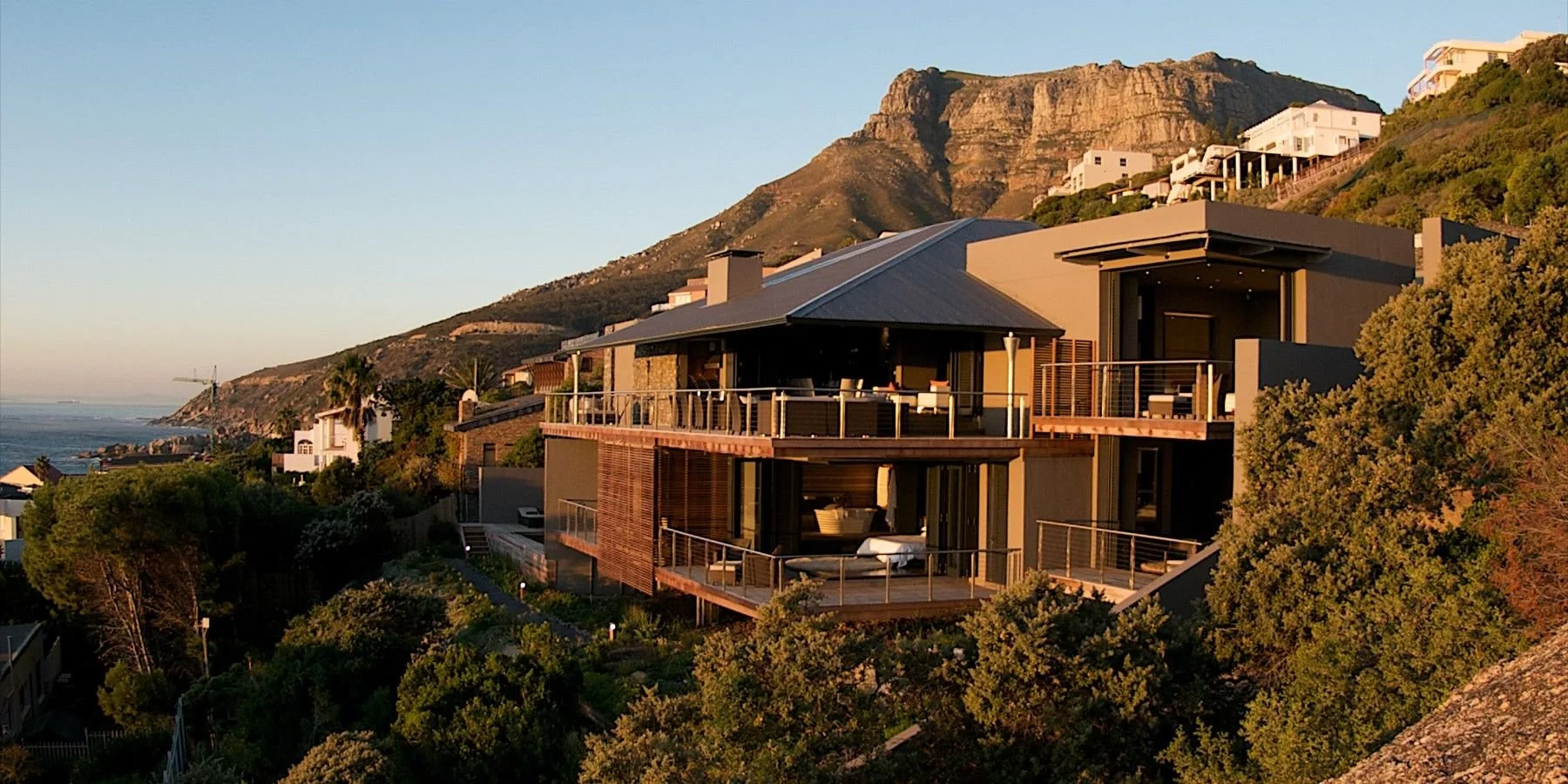 26 Sunset Villa - Luxury Opulence