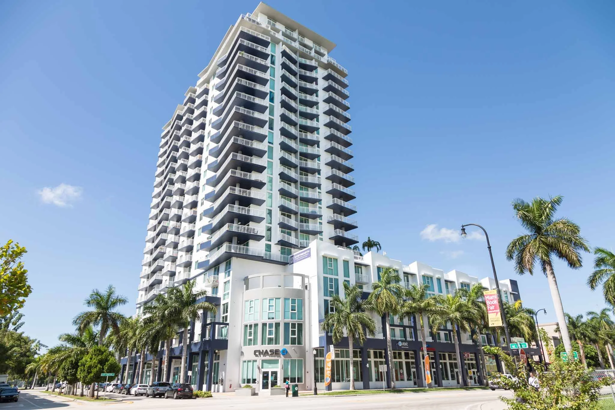 Biscayne Plaza-7700.jpg