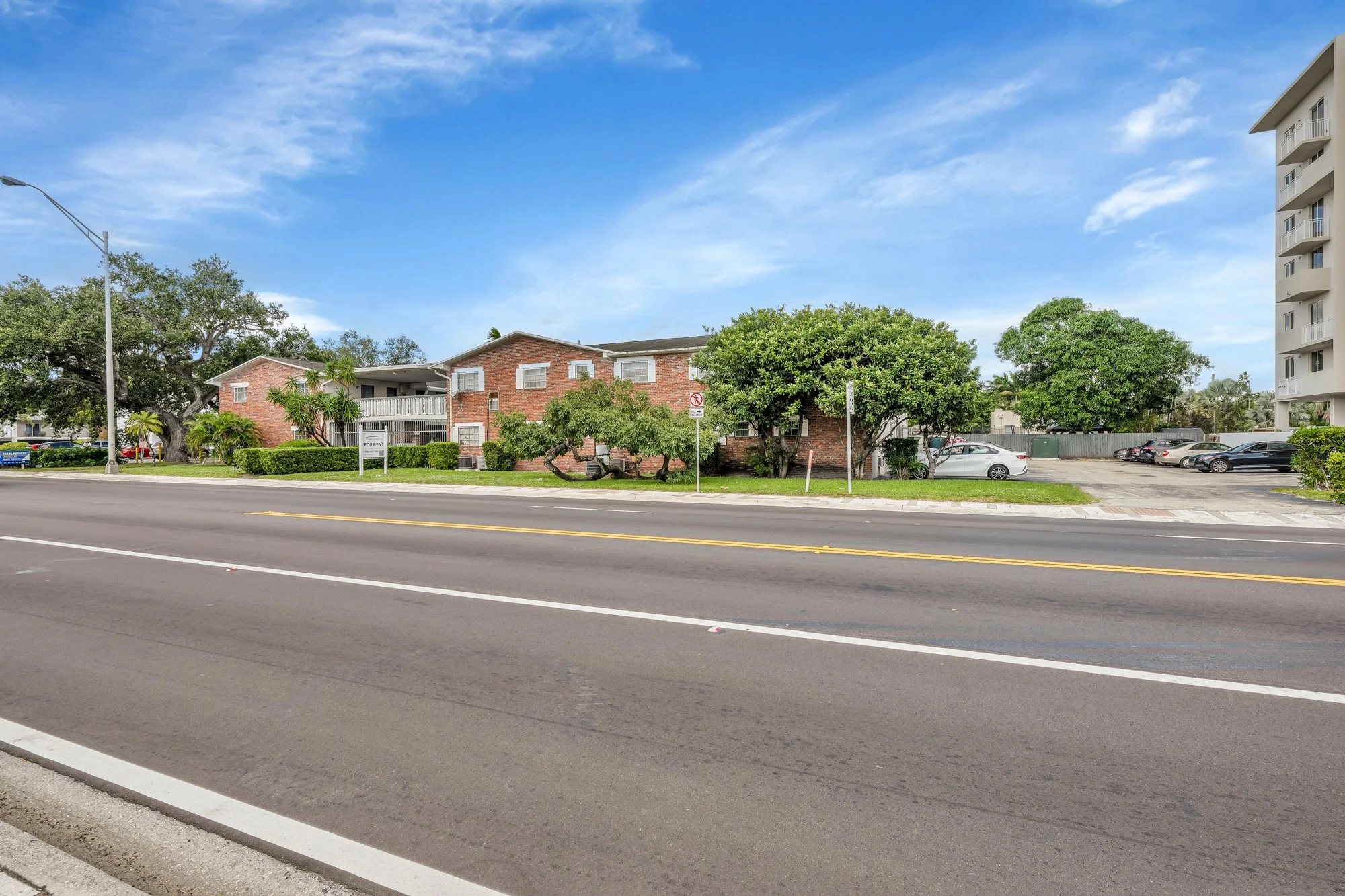 447 NE 125th St North Miami 2.jpg
