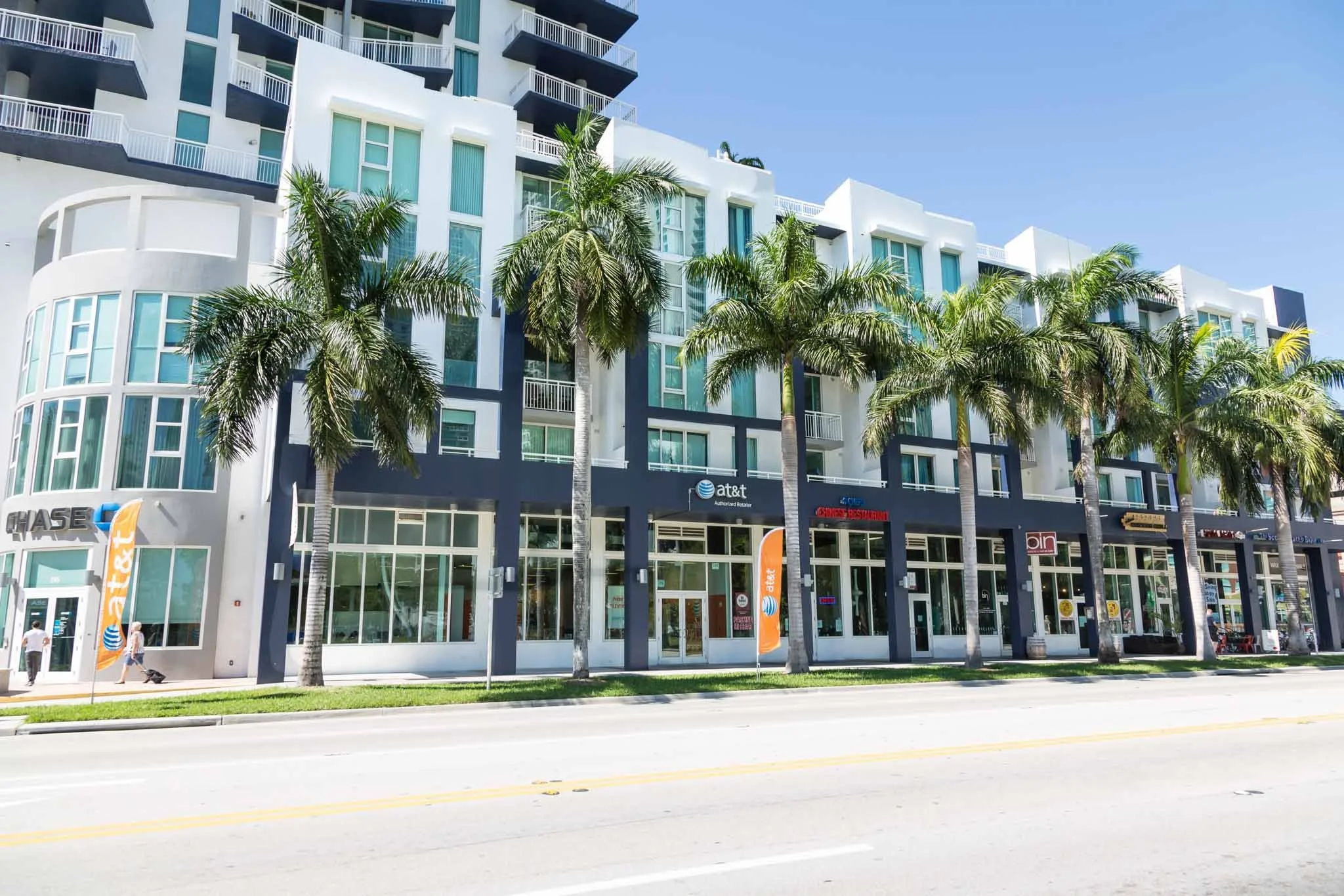 Biscayne Plaza-7706.jpg