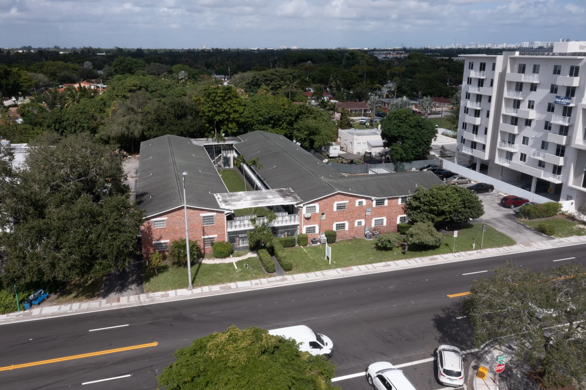 447 NE 125th St North Miami 6.jpg